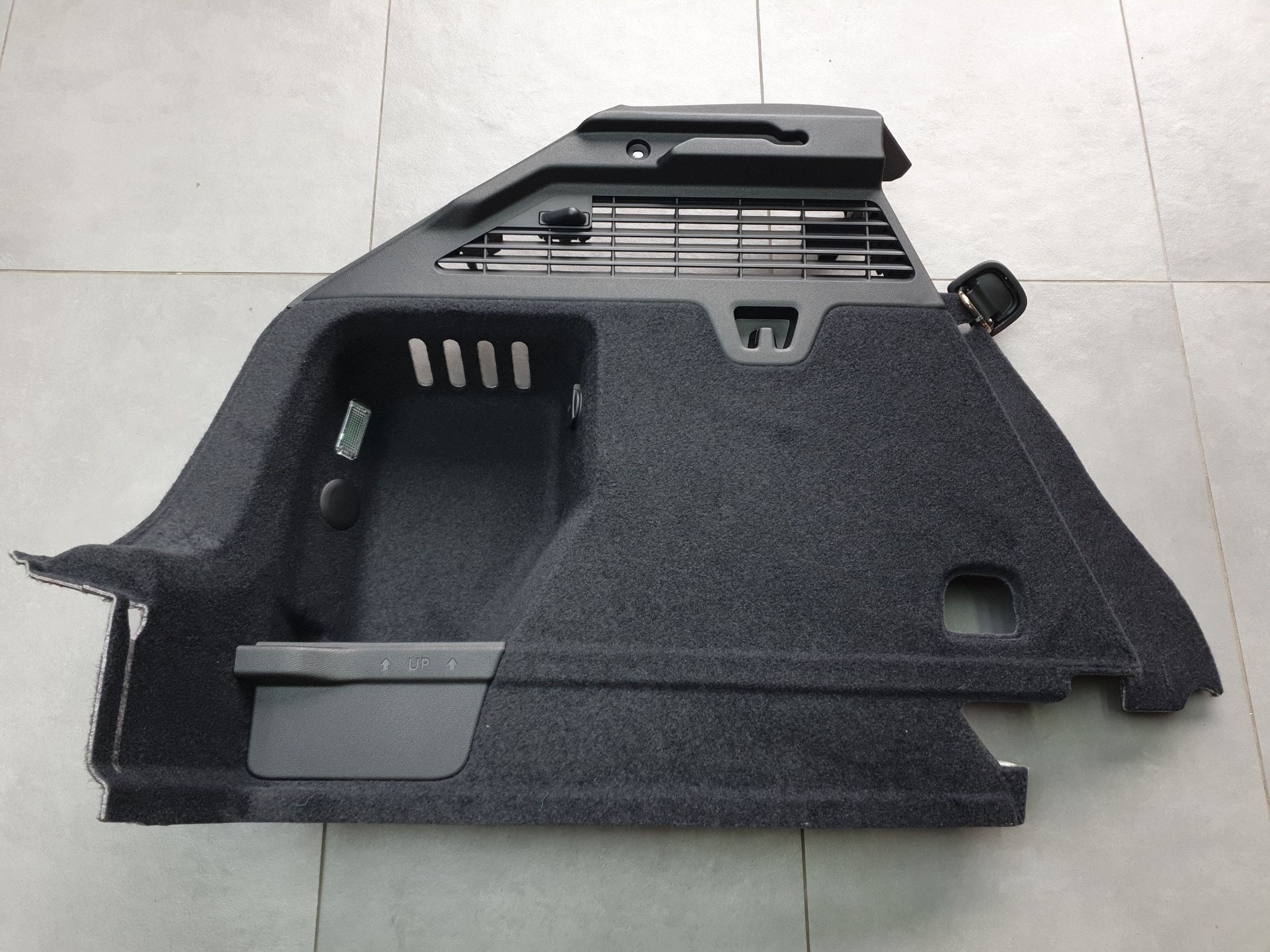 Audi A3 8Y hb boot upholstery left 8Y4863879A