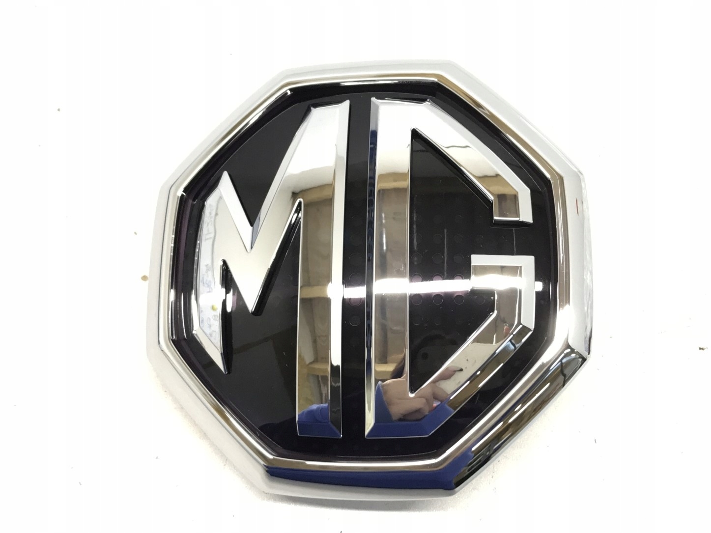 10465797 - MG ZS MK2 2017-2020 эмблема значок передняя решетка