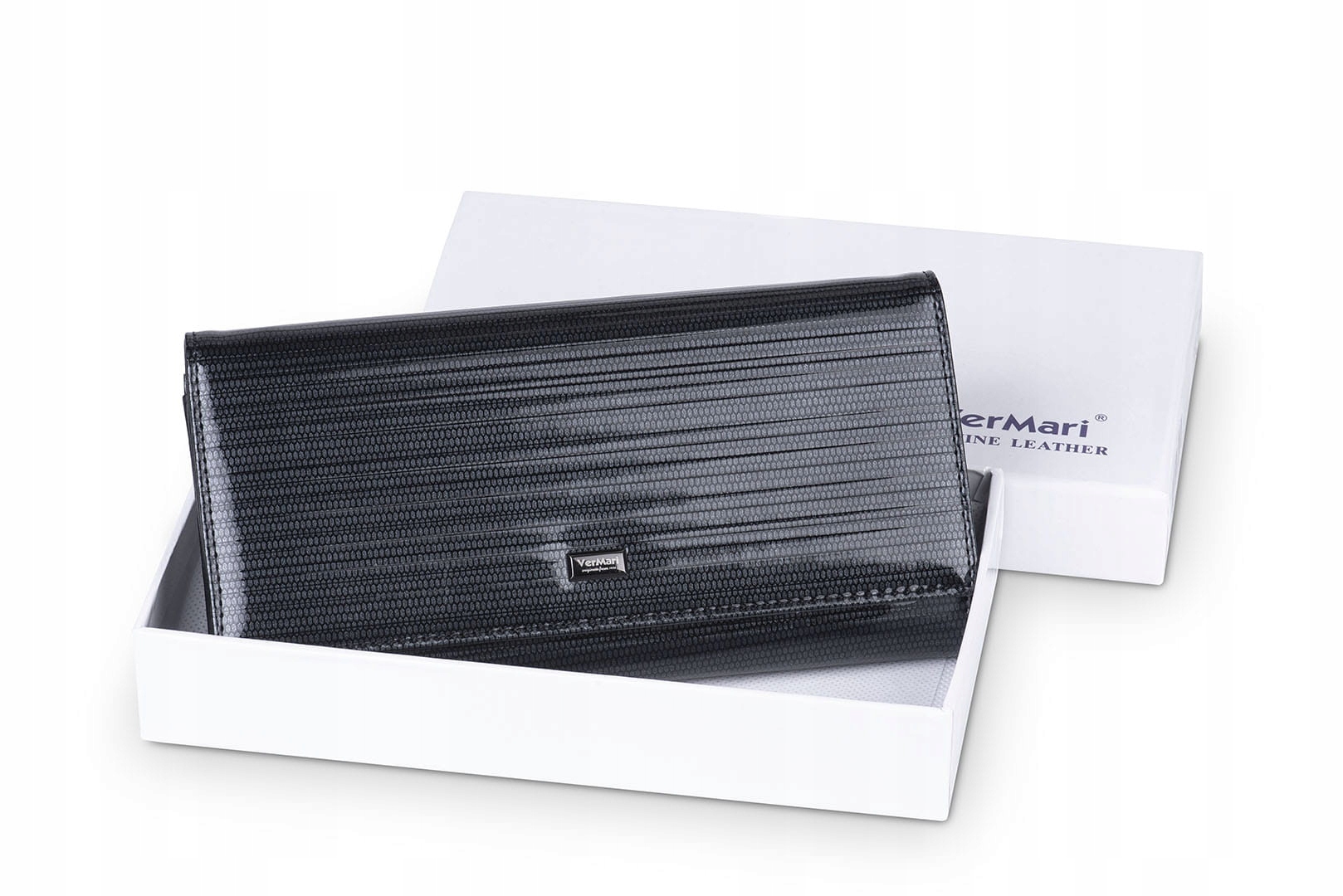 Portfel damski Skórzany VerMari Na Magnes Czarny Kolor okuć srebrny