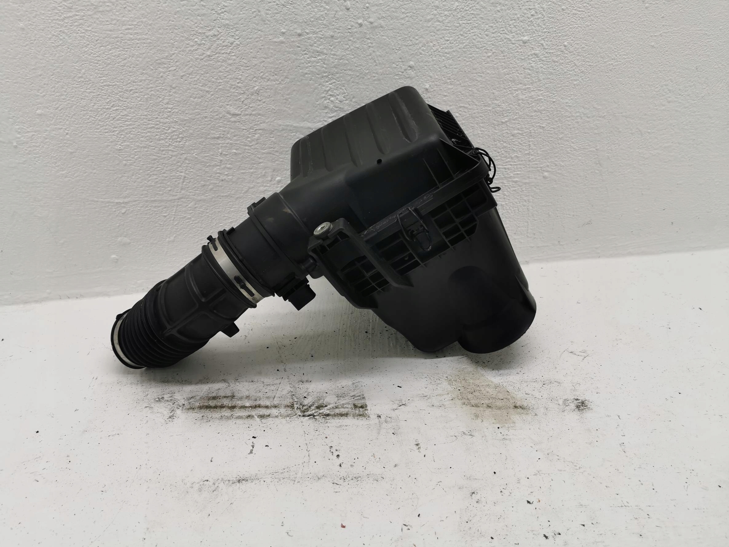 Gehäuse filter luft CHRYSLER 300C 05281522AB