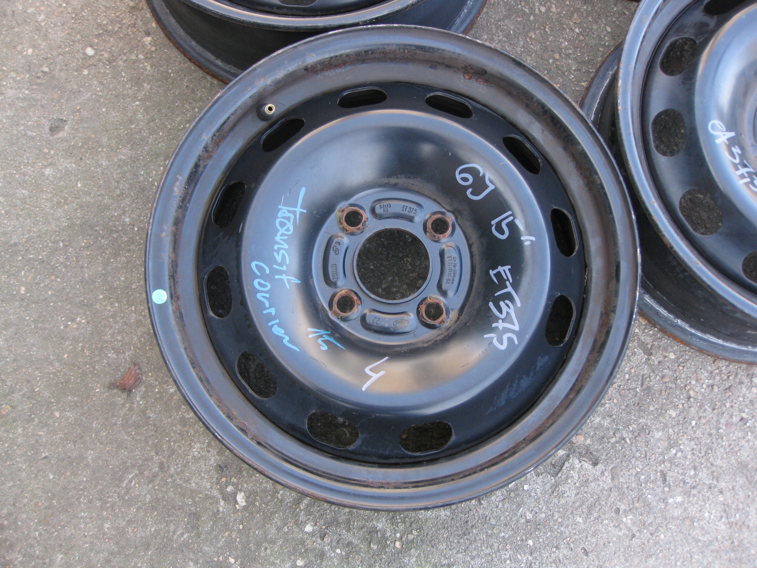 FORD TRANSIT COURIER discs metal 6J X 15 ET 37,5 ET76-1100-AA