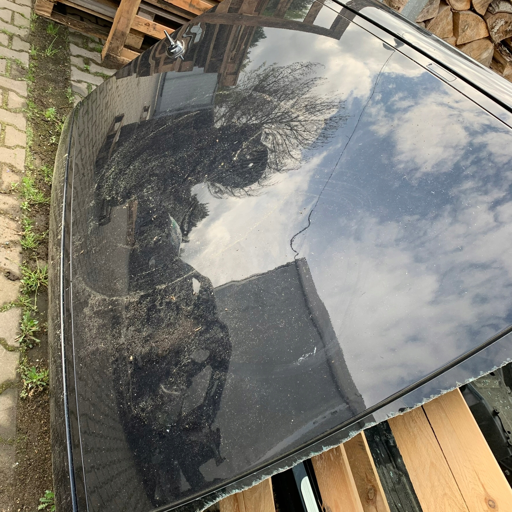 MASERATI LEVANTE DACH SŁUPKI