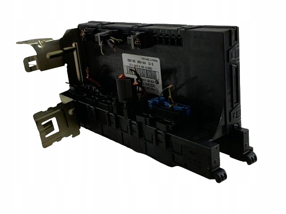 SKRZYNKA BEZPIECZNIKÓW MERCEDES W203 A0025457801