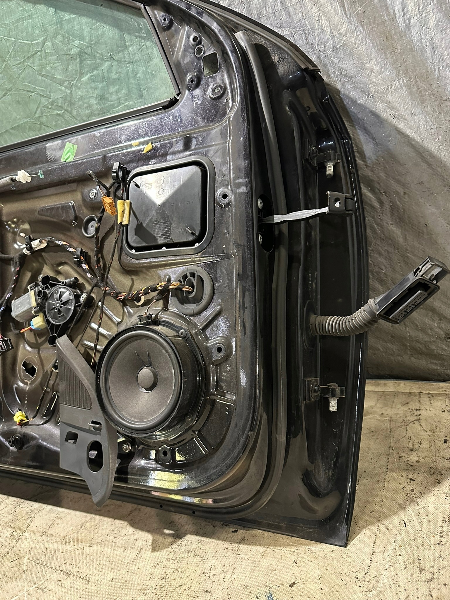 door left front SKODA OCTAVIA III SCOUT KOMBI LF9R
