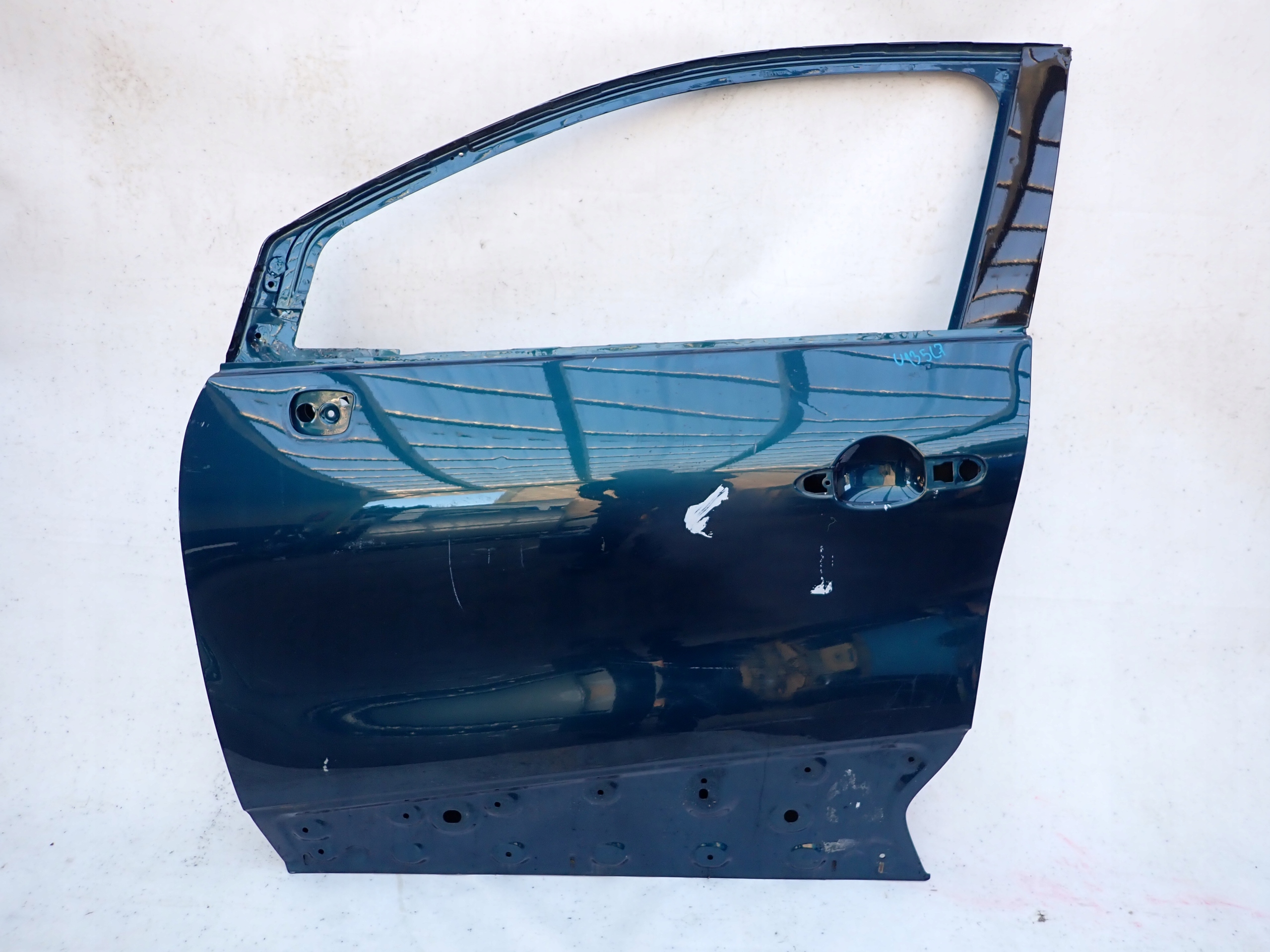 RENAULT CAPTUR and 13- door left front front