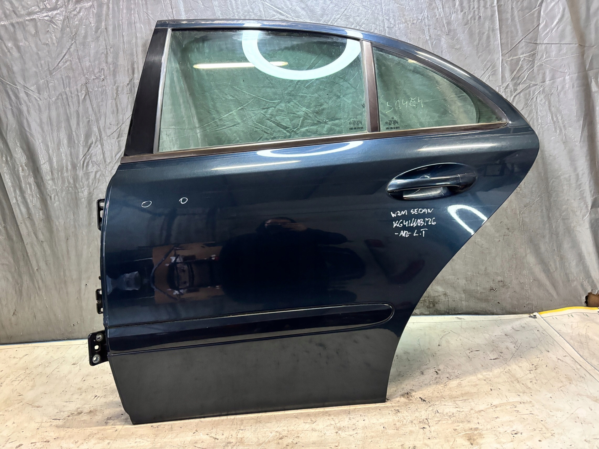 Tür links heck MERCEDES W211 Sedan