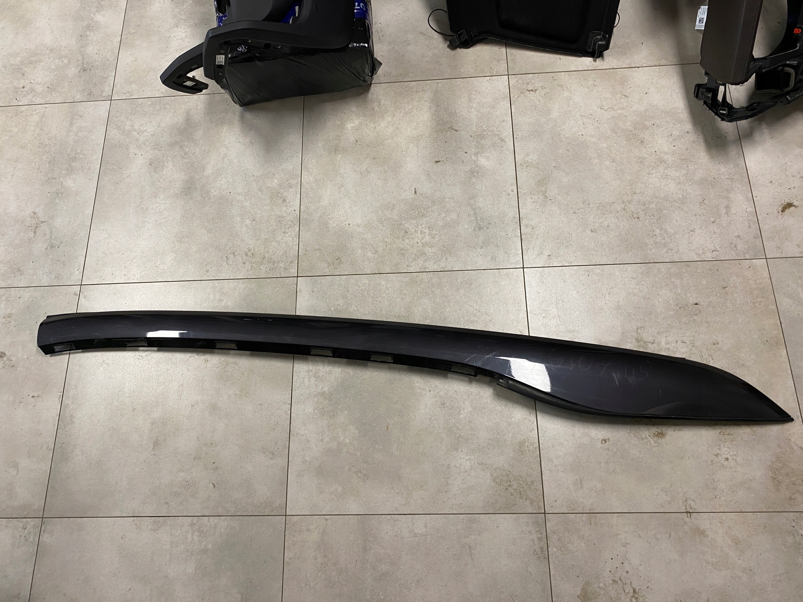 BMW i3 рейка даху л 1559956