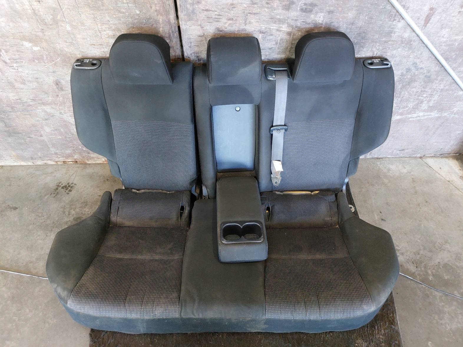 Sitze KOMPLET links rechts Sitz heck MITSUBISHI LANCER VIII