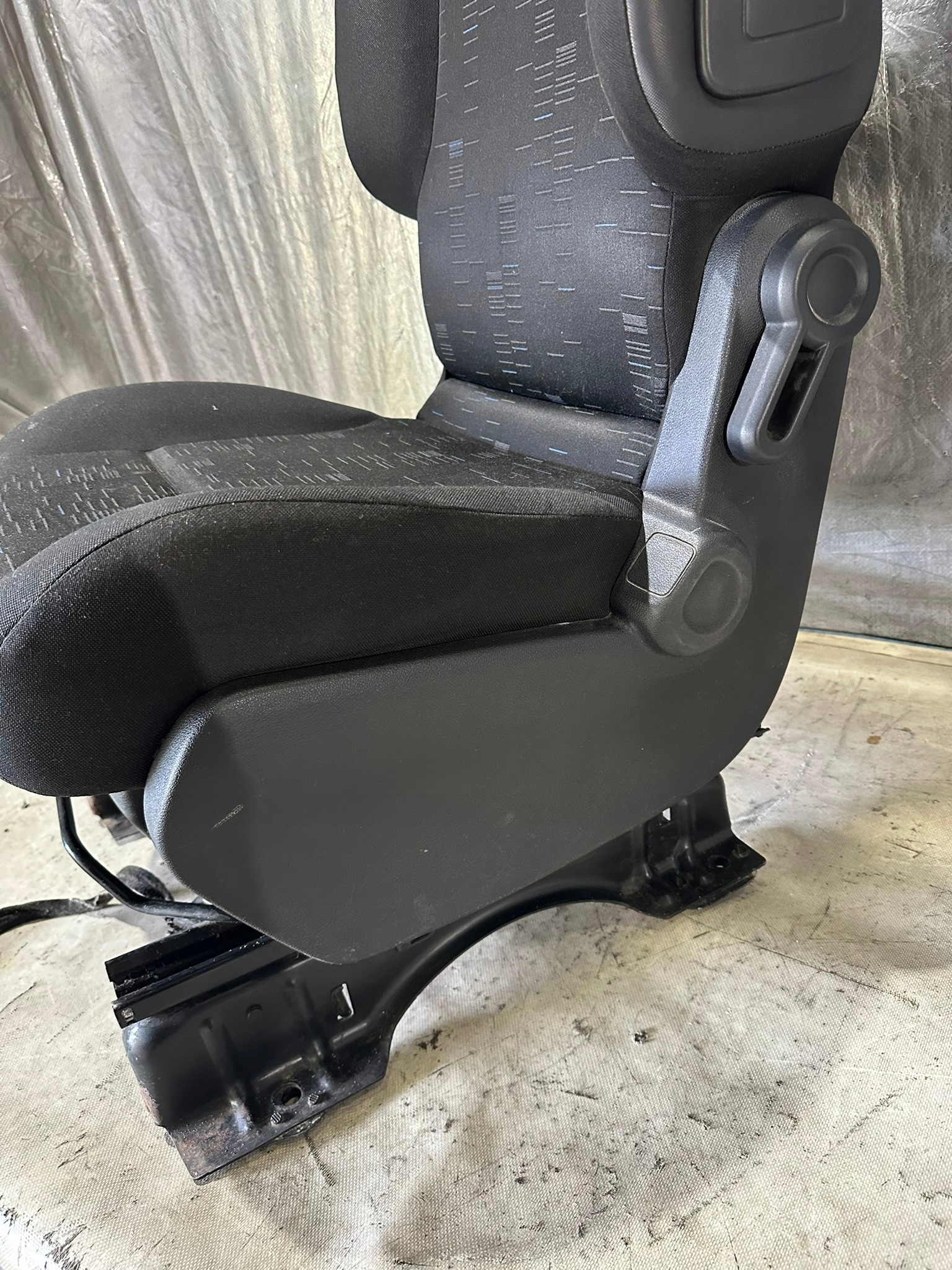 seats front CITROEN BERLINGO II 2008R. - KOMPLET
