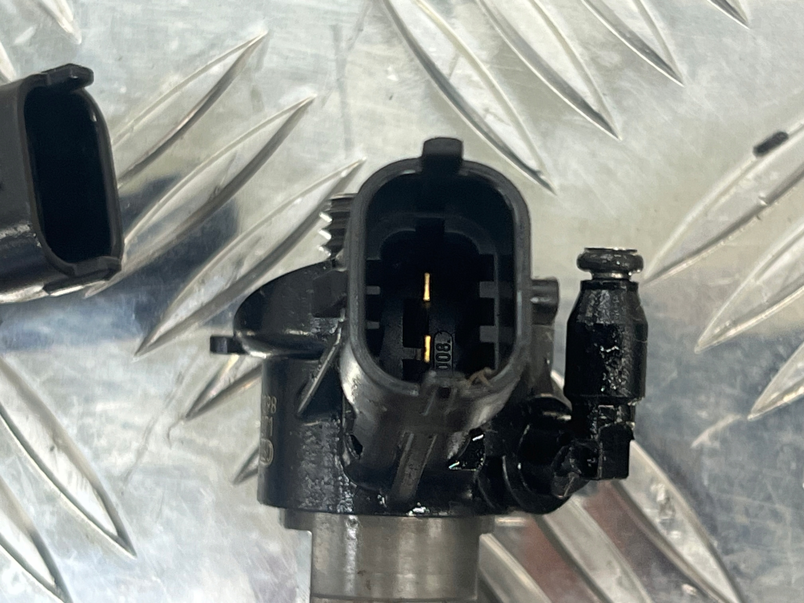 Einspritzdüse Einspritzdüse KOMPLET RENAULT LAGUNA 3 2.0DCI H82409398
