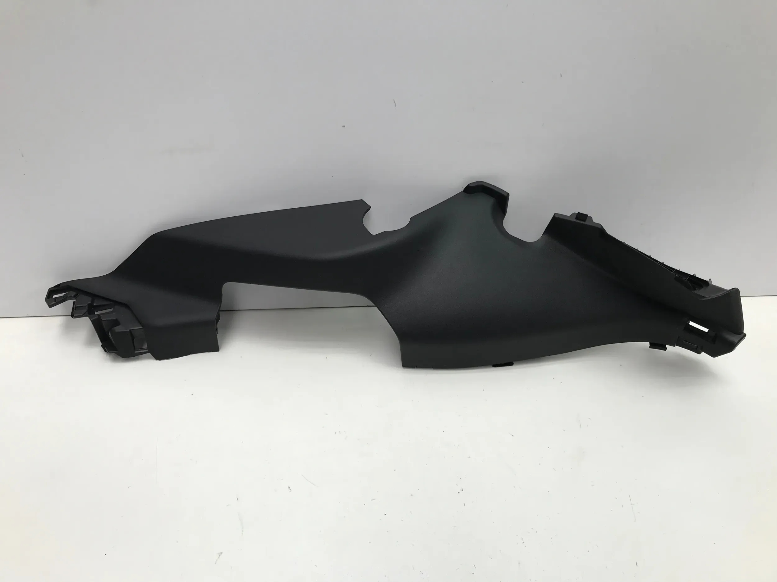 Mazda CX-60 CX60 2023 PLASTIK OSŁONA SŁUPKA PRAWY TYŁ TYLNA KBB368760