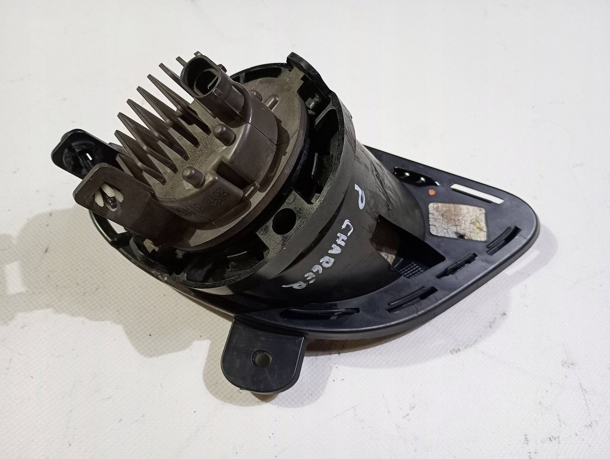 light fog light front front right grid holder Dodge Charger 2015
