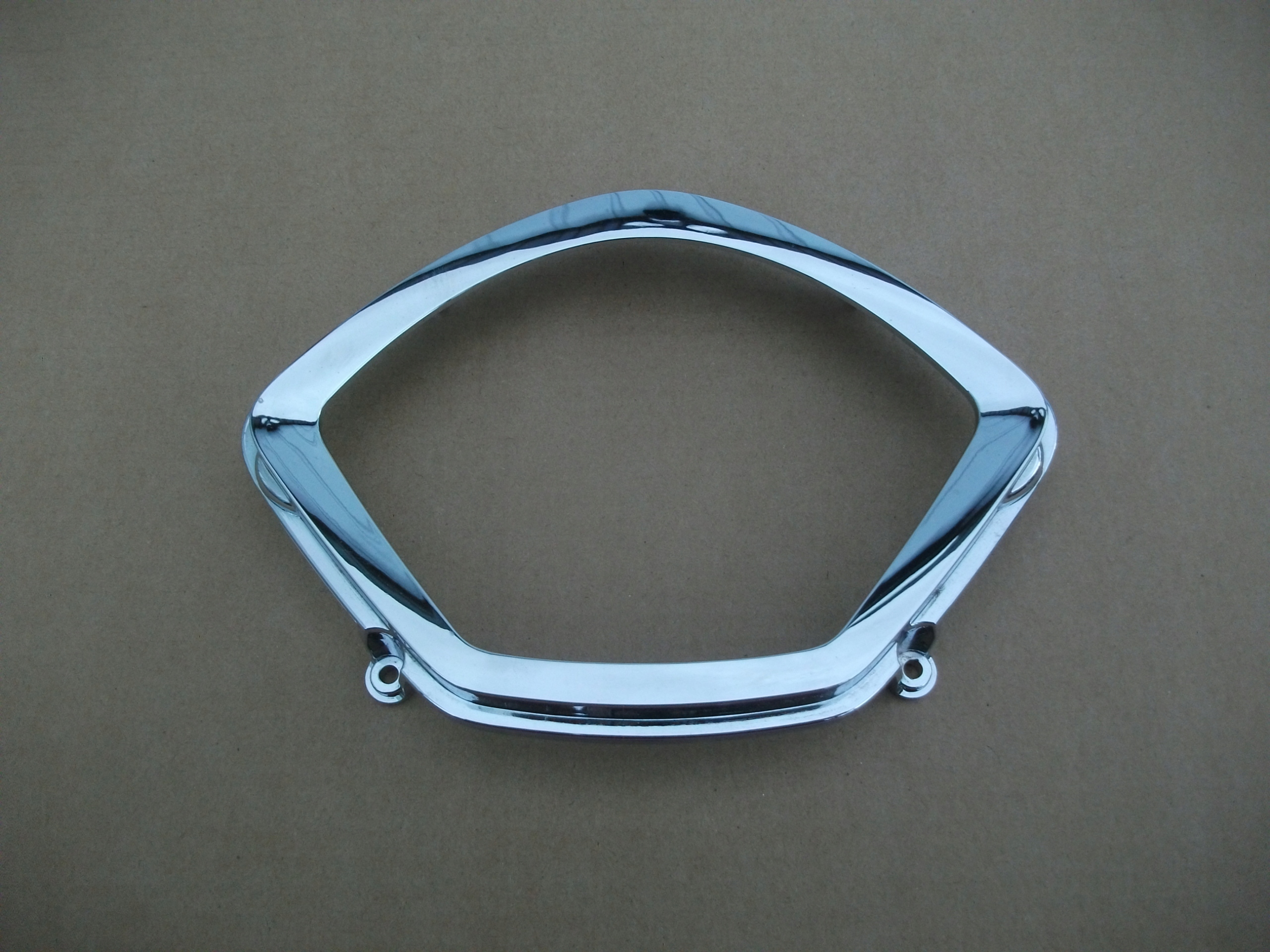 PIAGGIO LIBERTY 125 OBUDOWA LICZNIKA RAMKA