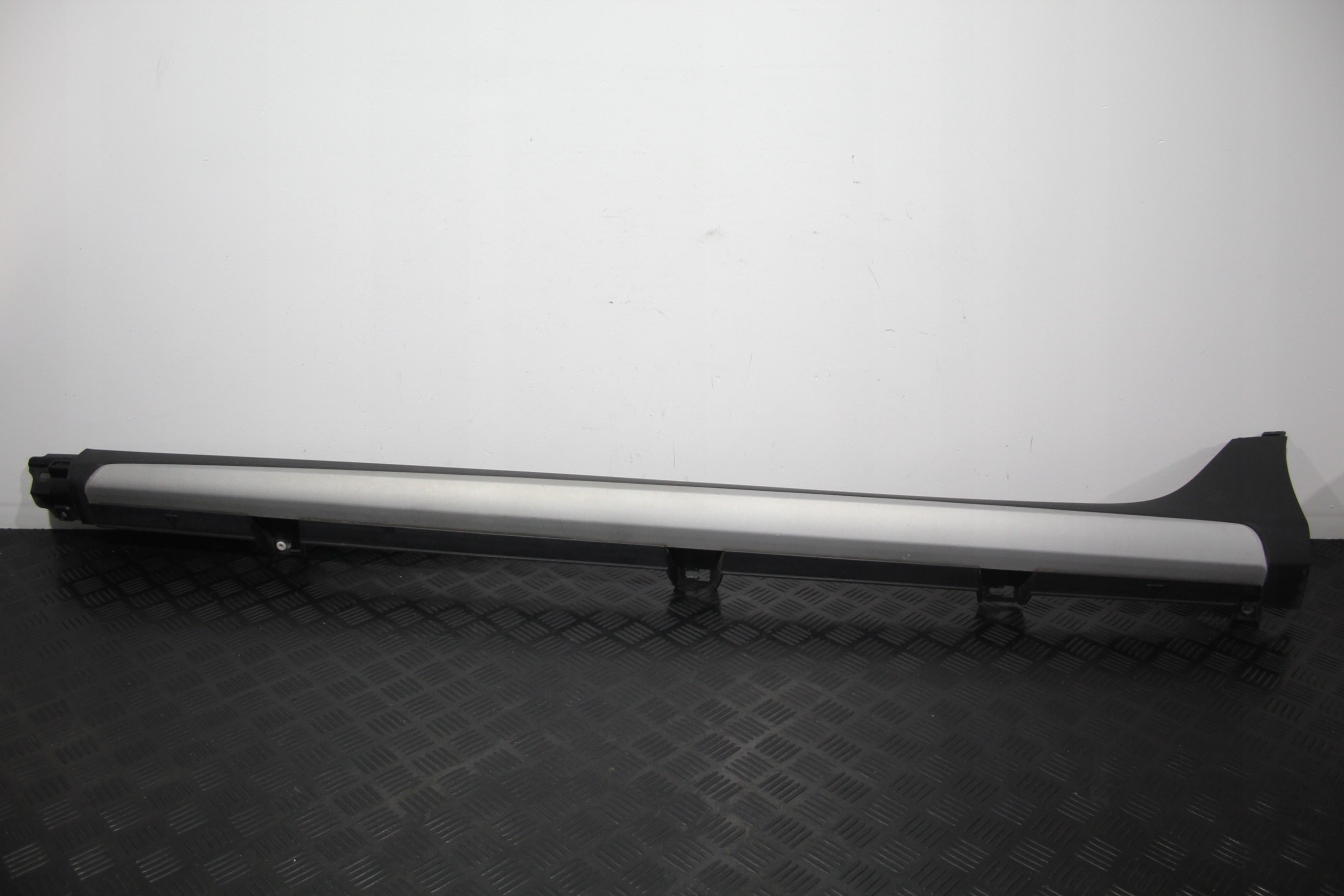 cap threshold threshold left FIESTA MK8 ACTIVE J1BB-A10155-A1