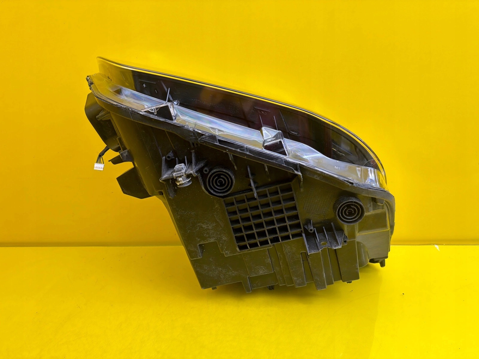 light left front BMW X1 F48 2015- Full Led 7495003-03