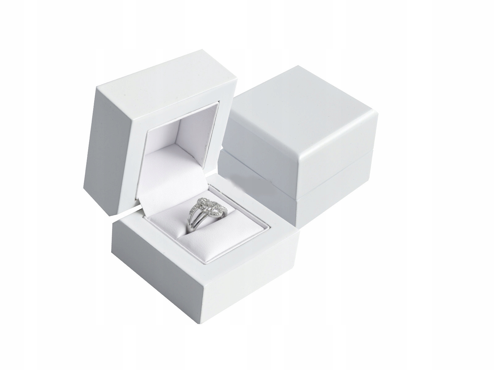 PIERŚCIONEK ZARĘCZYNOWY BIAŁE ZŁOTO 585 RUBIN Próba złota 585