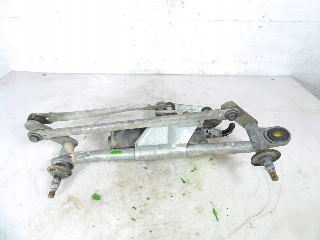RENAULT SCENIC a mechanismus stěračů 0390241352
