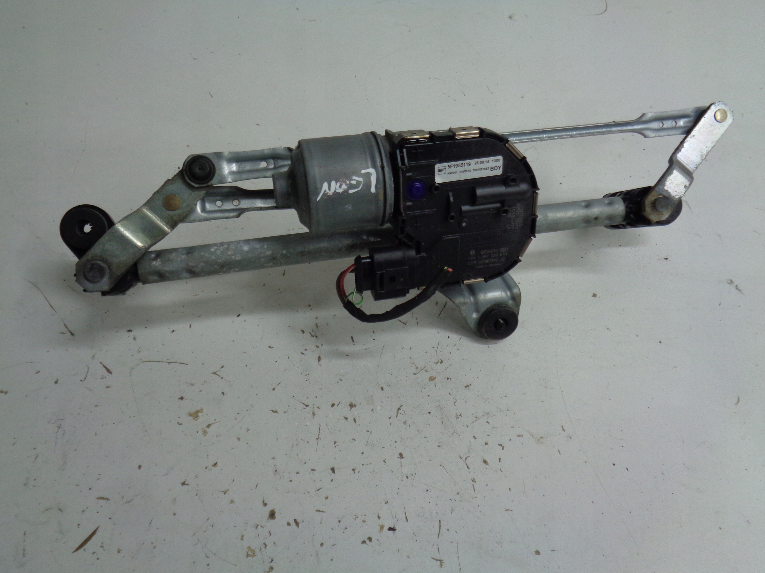 SEAT LEON III wiper mechanism front EUROPA 5F1955119