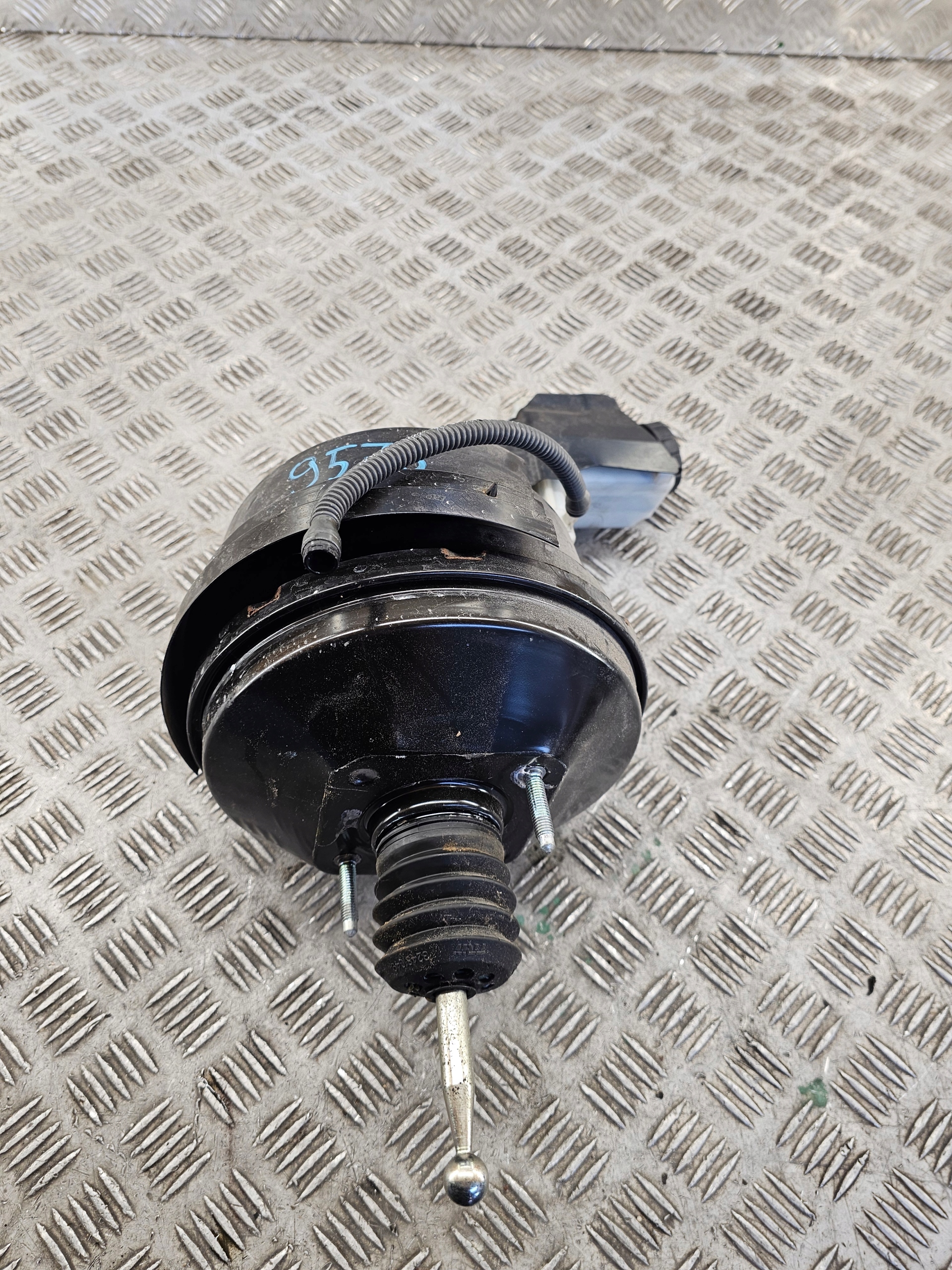 servo brake VW GOLF VII 5Q2614105AR
