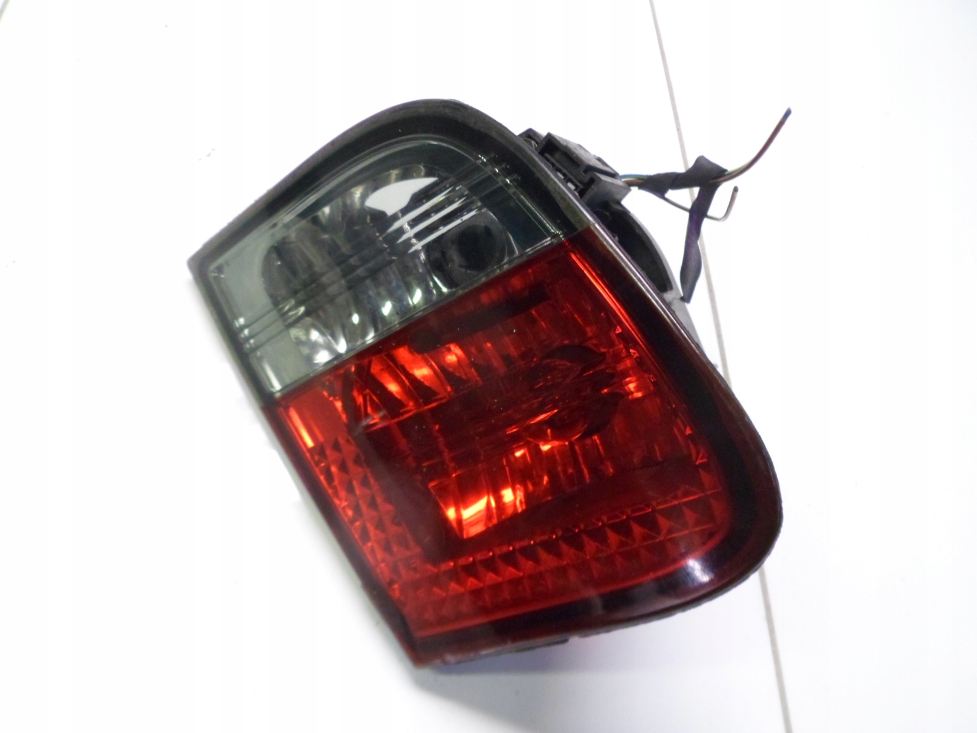 BMW 3 E46 sedan SONAR light left rear part SK1621-103994D