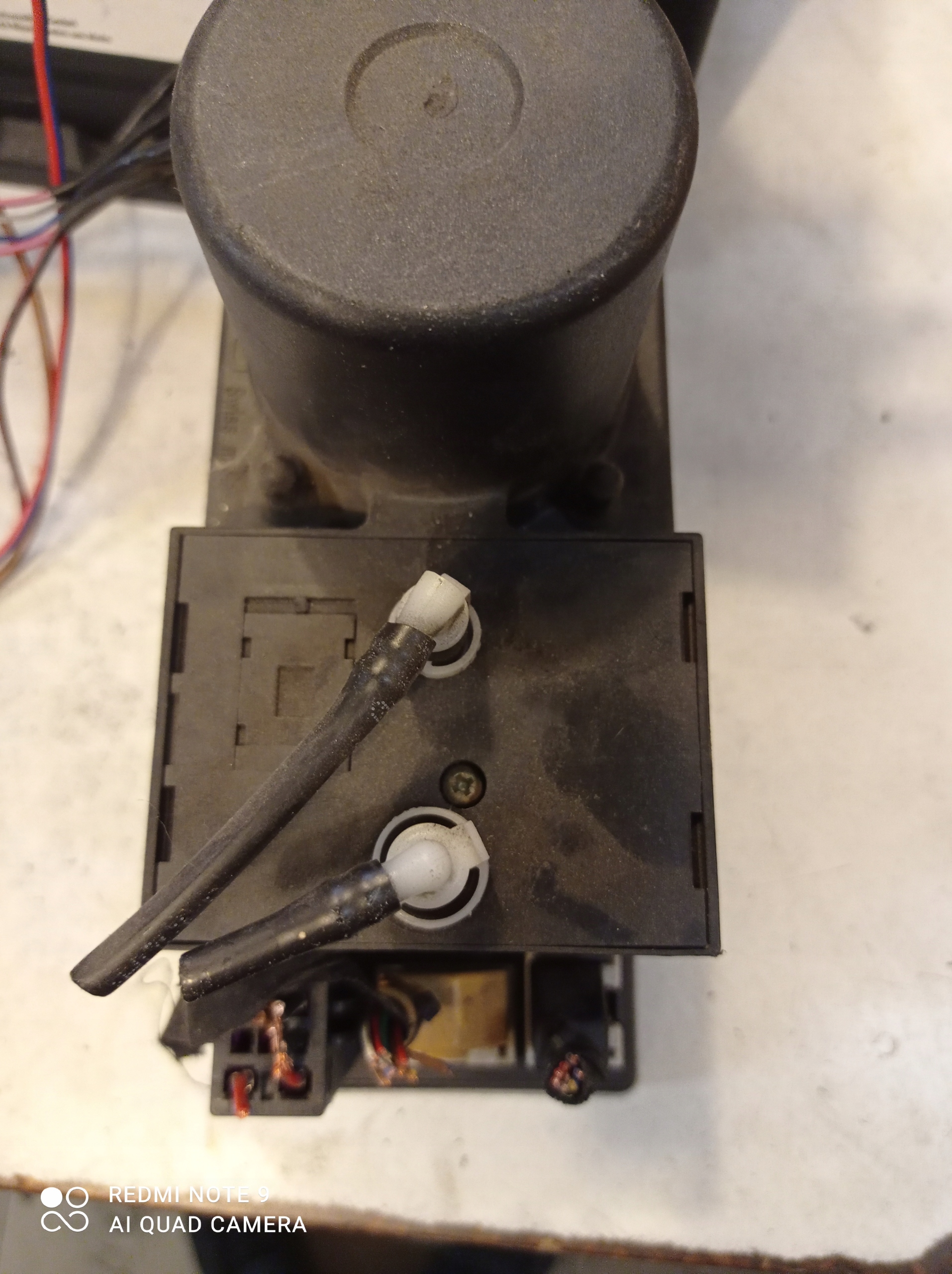 AUDI A3 A4 НАСОС ЗАМКА ЦЕНТРАЛЬНОГОl0862257d