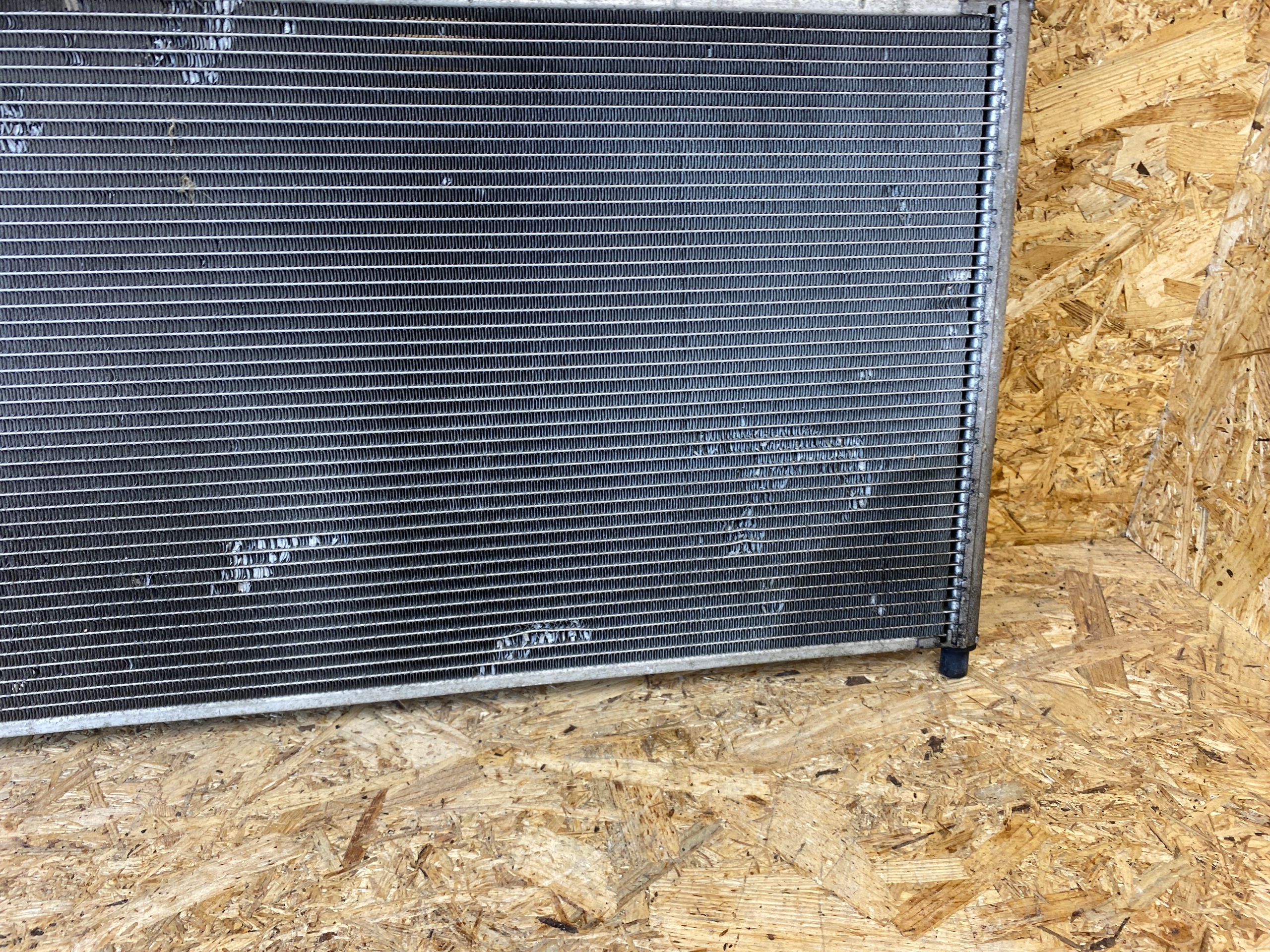 Радиатор кондиционера lexus CT 200H 1.8H 2011-