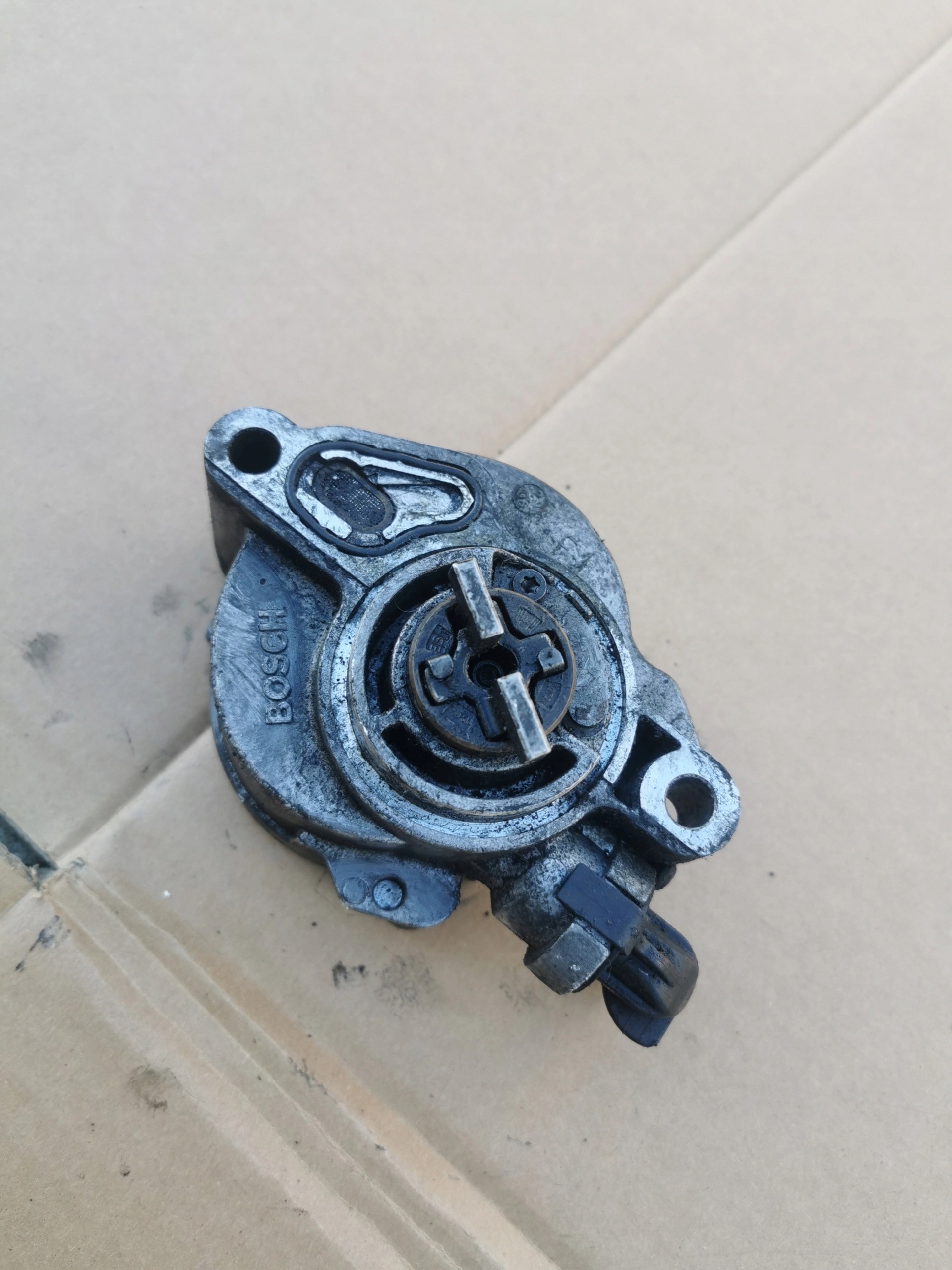 D156-1A Pompa VACUM WACUM FORD C-MAX 2.0 TDCI