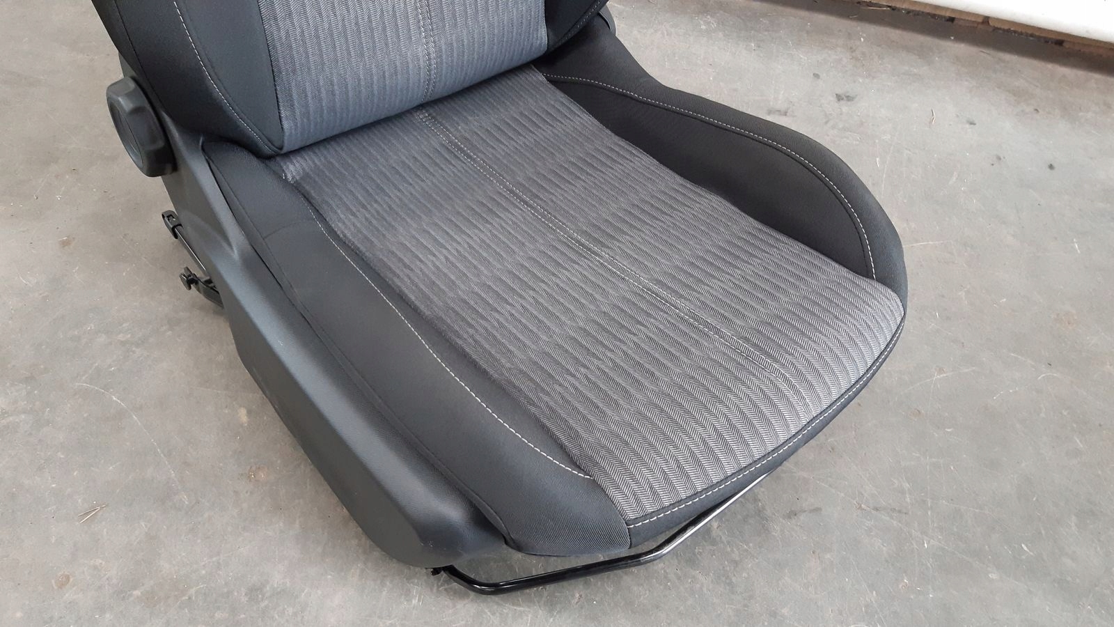 Sitz Sitze komplet Opel Corsa F 1,2