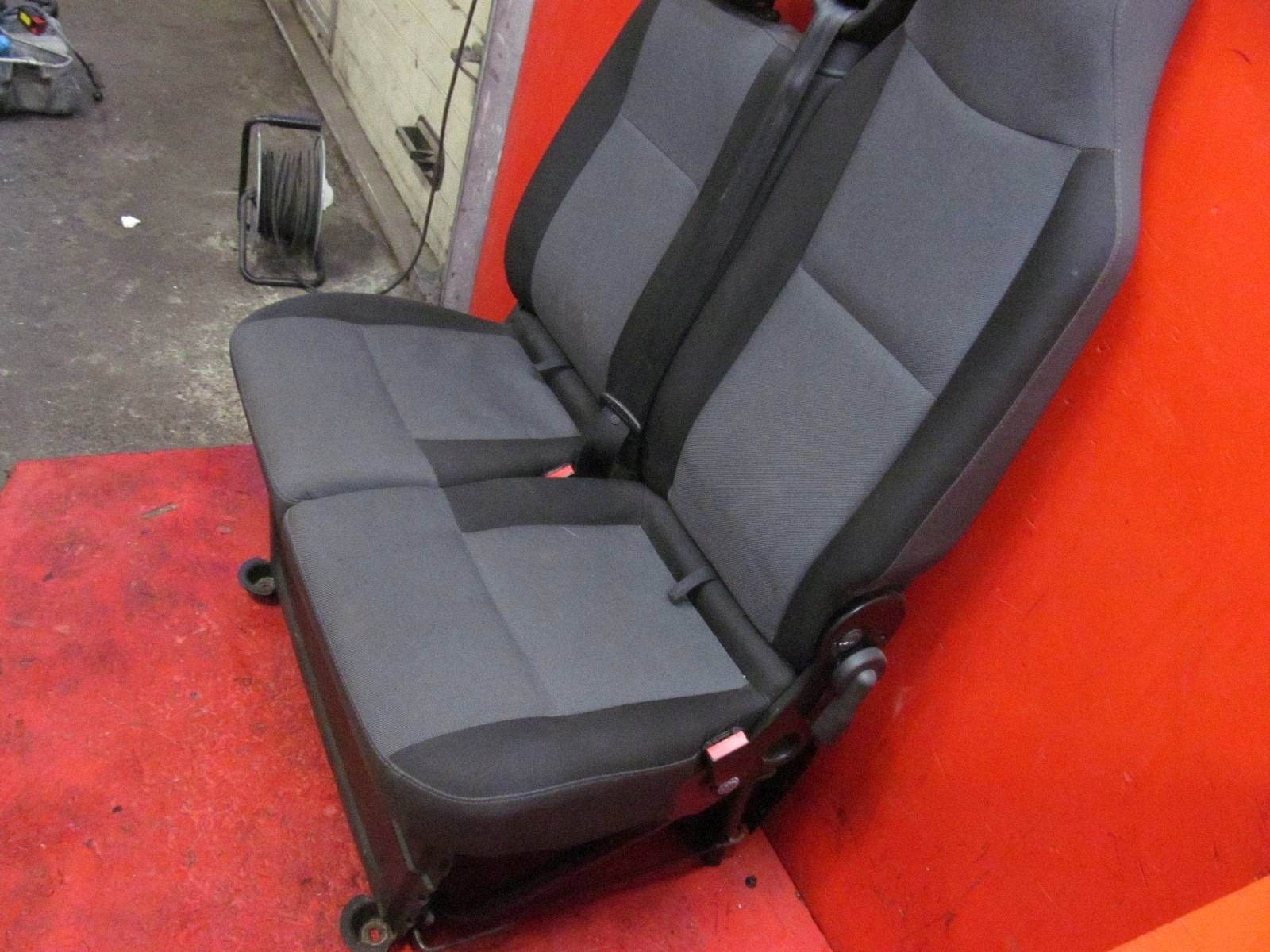 MASTER 3 III MOVANO B NISSAN NV400 Sitz Sitz Sitz PASAZER rechts EU