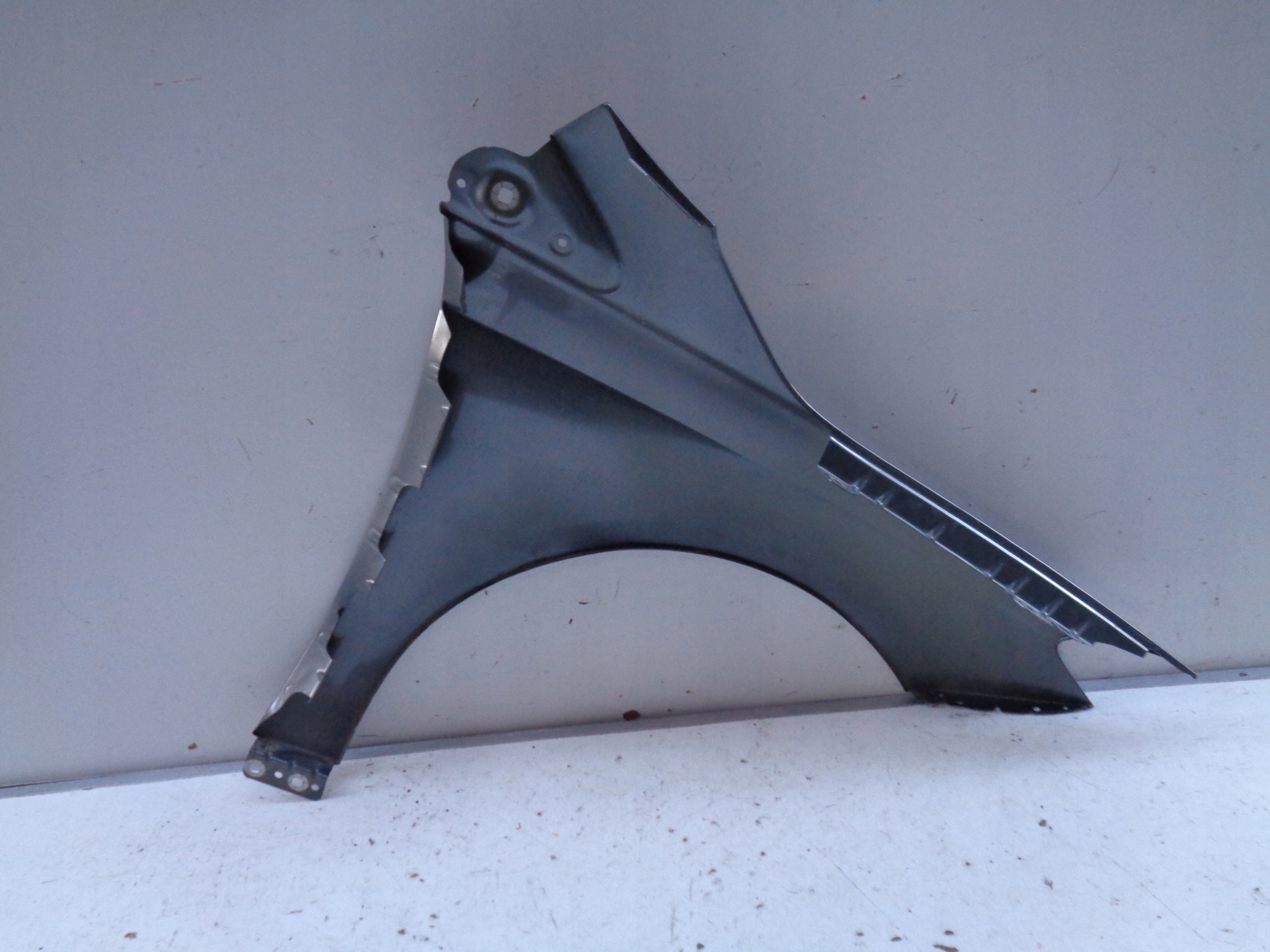 fender left front MERCEDES B-KLASA W246 11- NR 43660