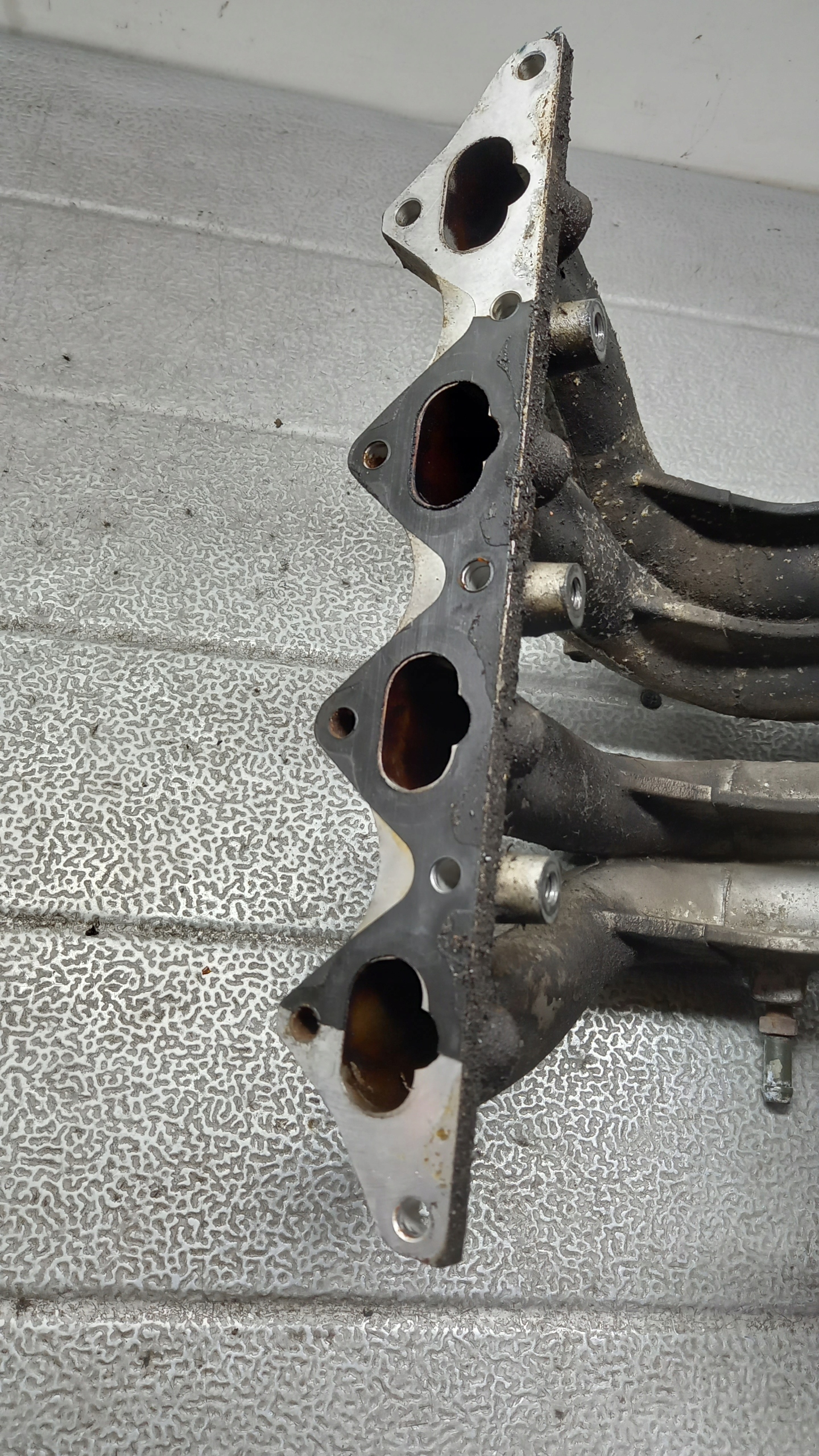 коллектор Впускный Hyundai ACCENT 01R HB 1.5b