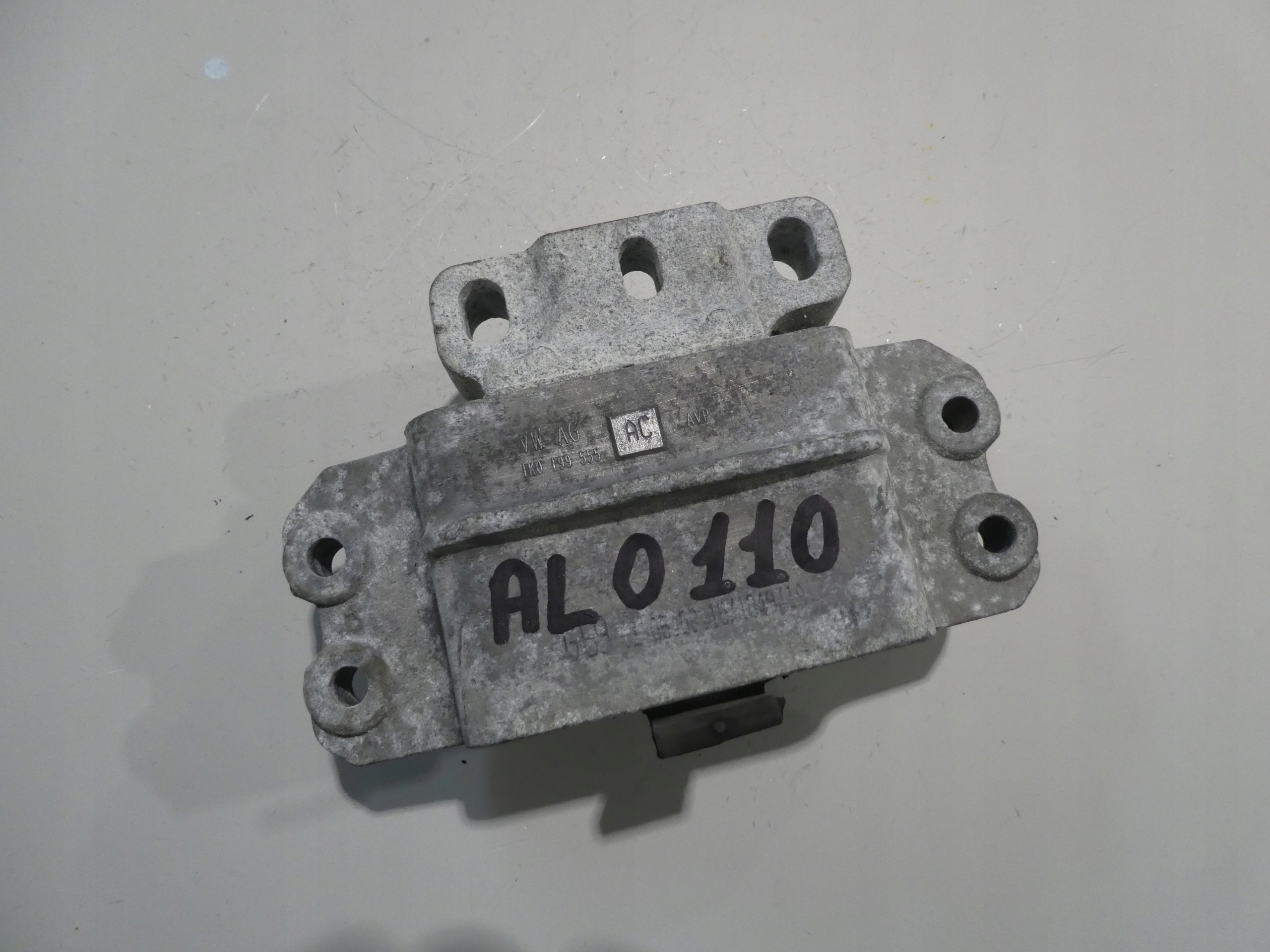 holder gearbox mounting 1K0199555AC AUDI VW SEAT