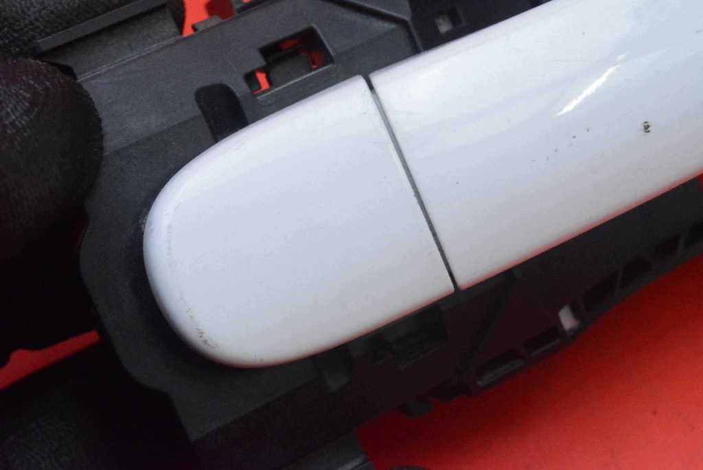 handle right front front LB9A 5N0839885H VW UP 1 and 11-20