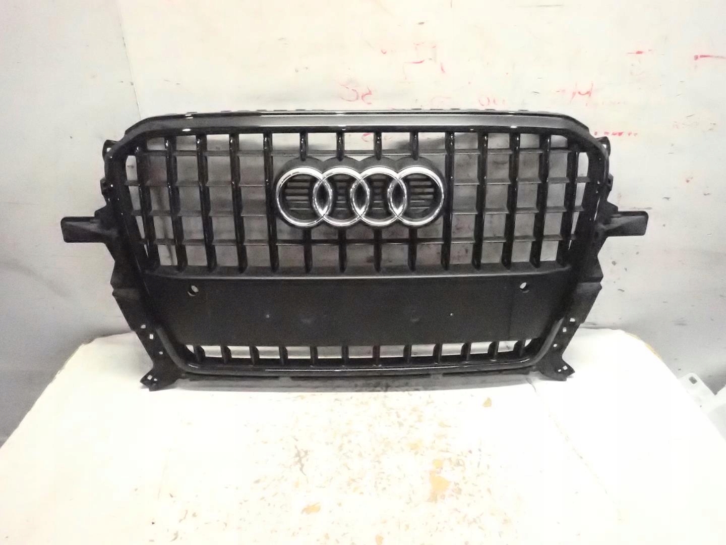 Grill AUDI Q5 LIFT S-LINE 2012-2016 8R0853651AB