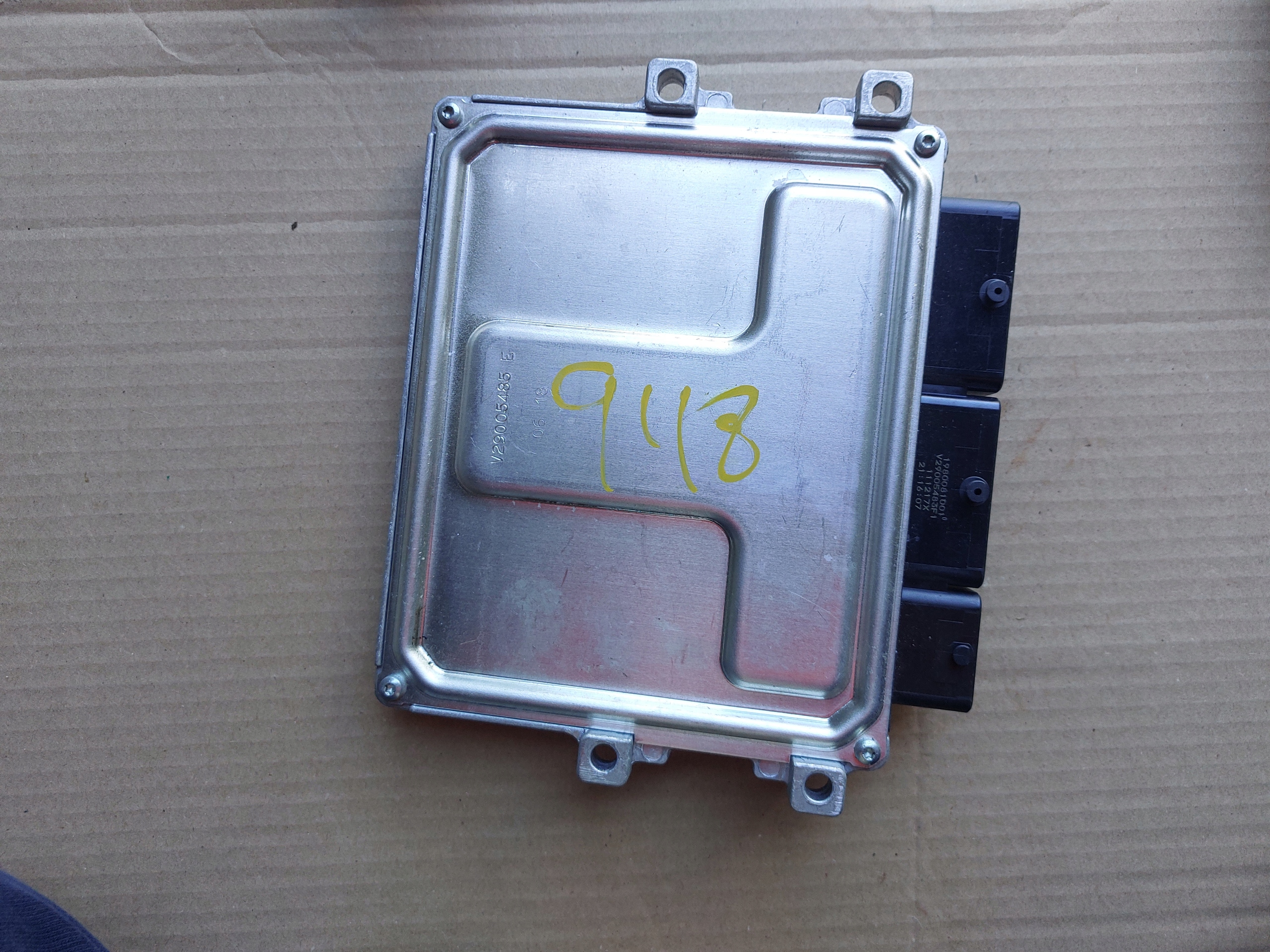 DACIA RENAULT 0.9 TCE 18r computer control unit 237109221R