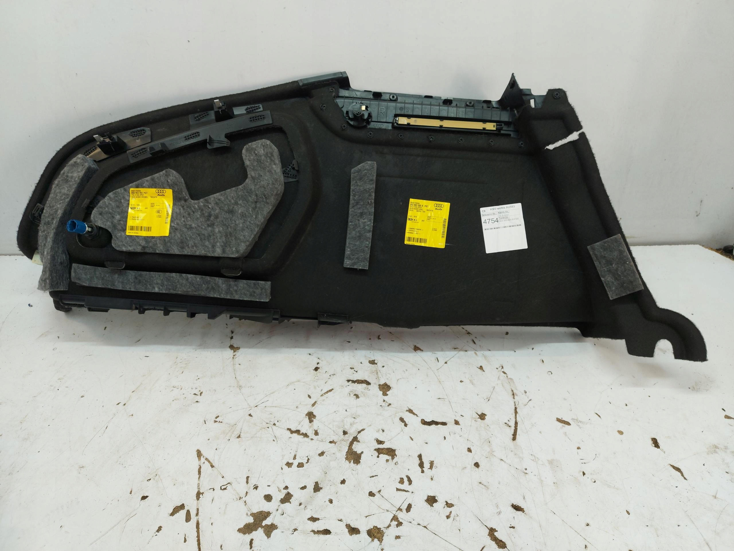 Audi A7 4K8 45 TFSI boot upholstery right rear part 4K88638880B