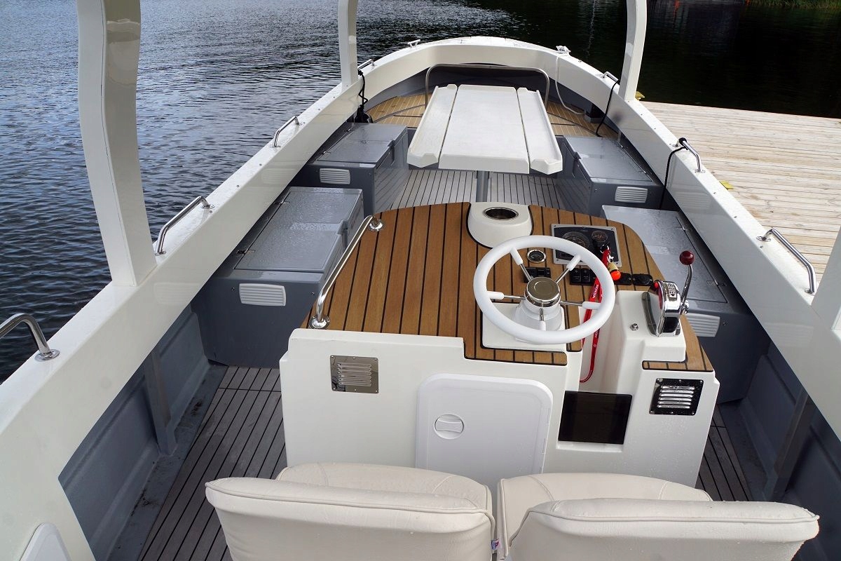 KIEROWNICA 350 MM, BIAŁA OBRĘCZ PVC, STALOWE RAMIĘ Numer katalogowy części 3500202