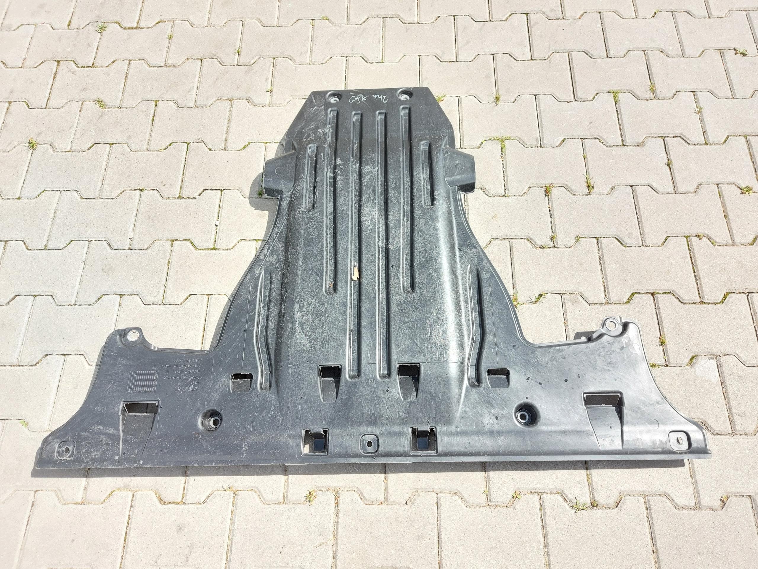 VW ID5 GTX 11E Blende Abdeckung Unterfahrschutz heck 1EA825901