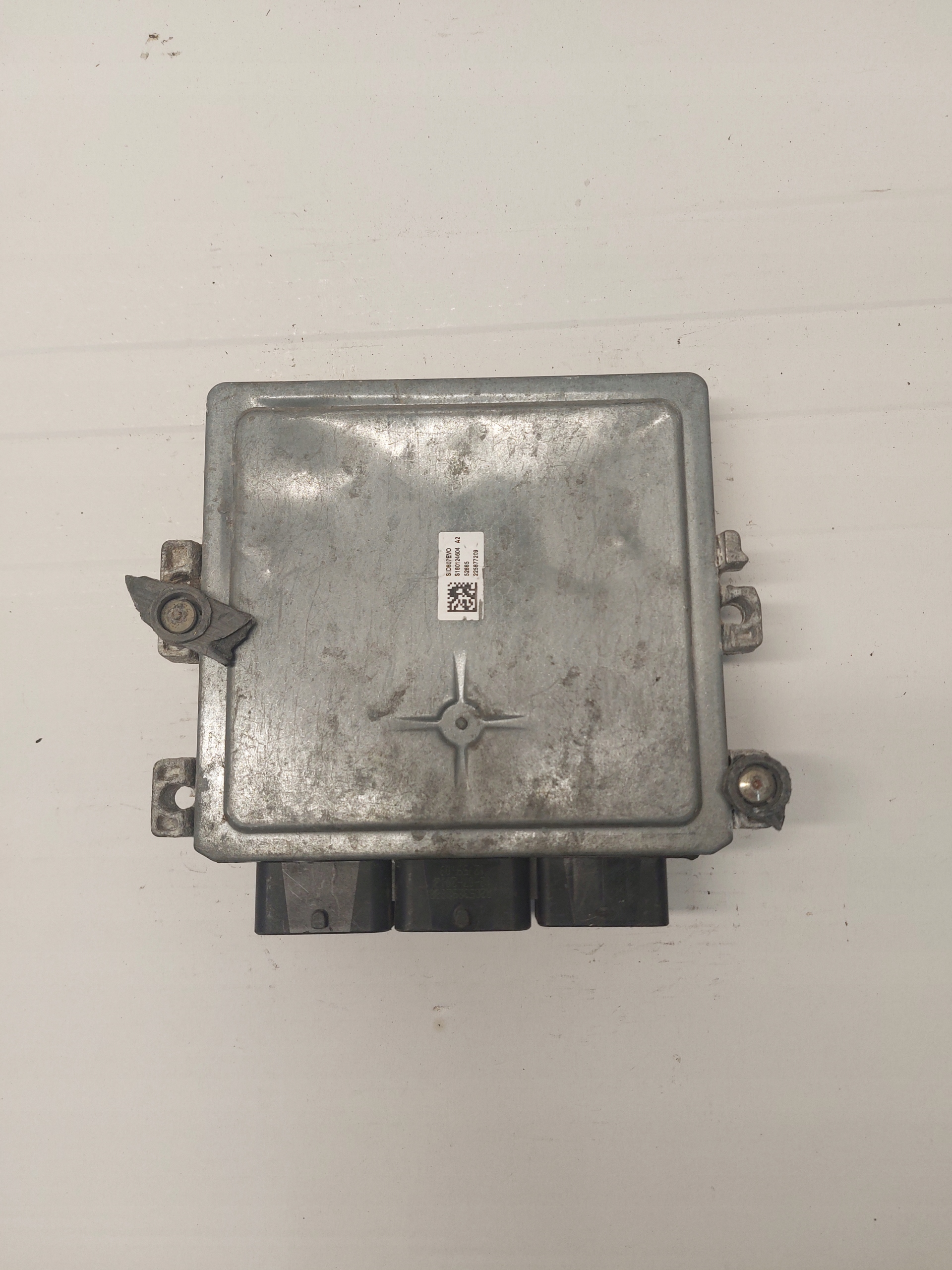 control unit of the engine FORD C-MAX MK2 1.6 TDCI AV61-12A650-GK