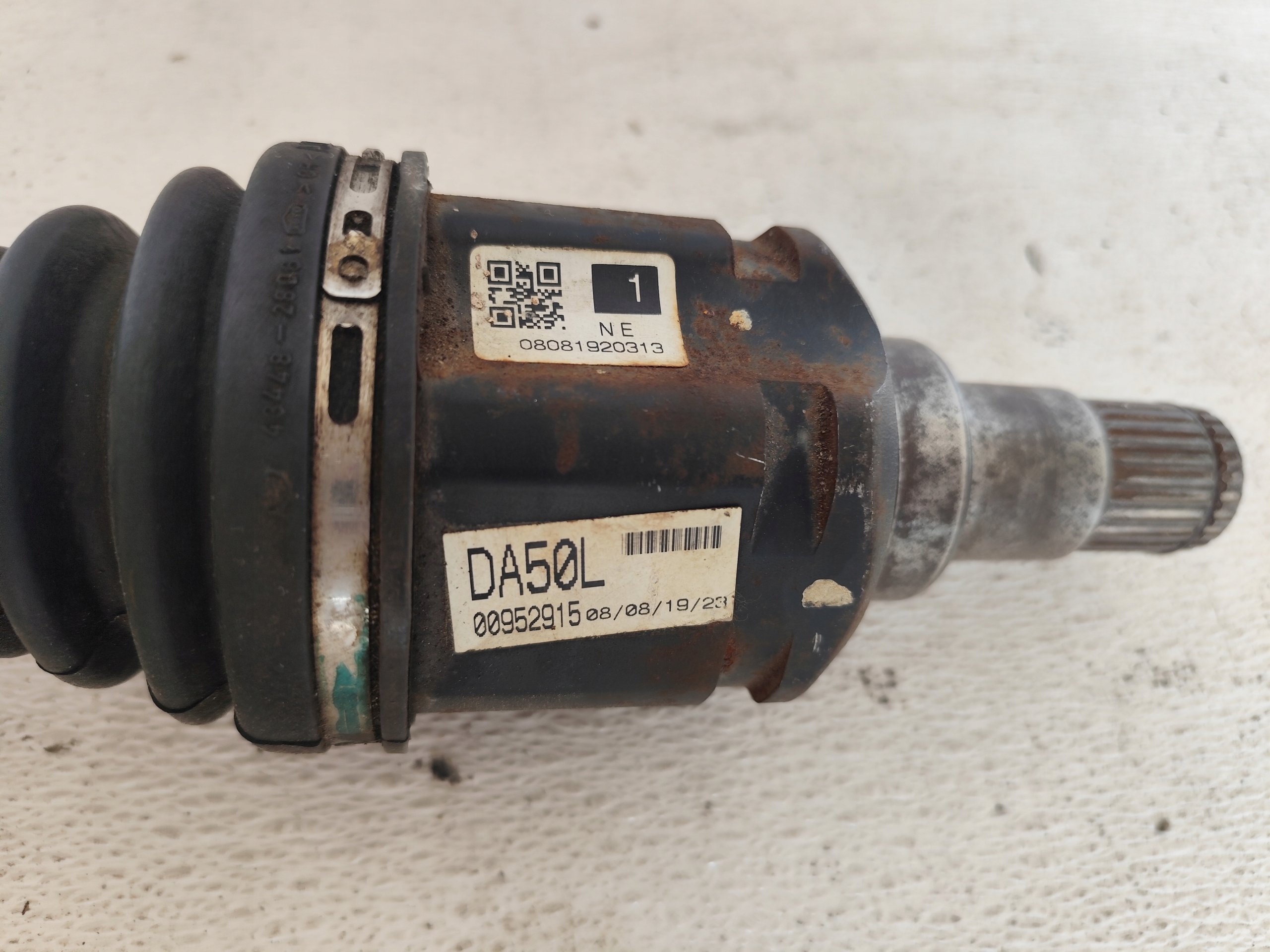 TOYOTA RAV4 2008 2.0VVTI semi-axis left front