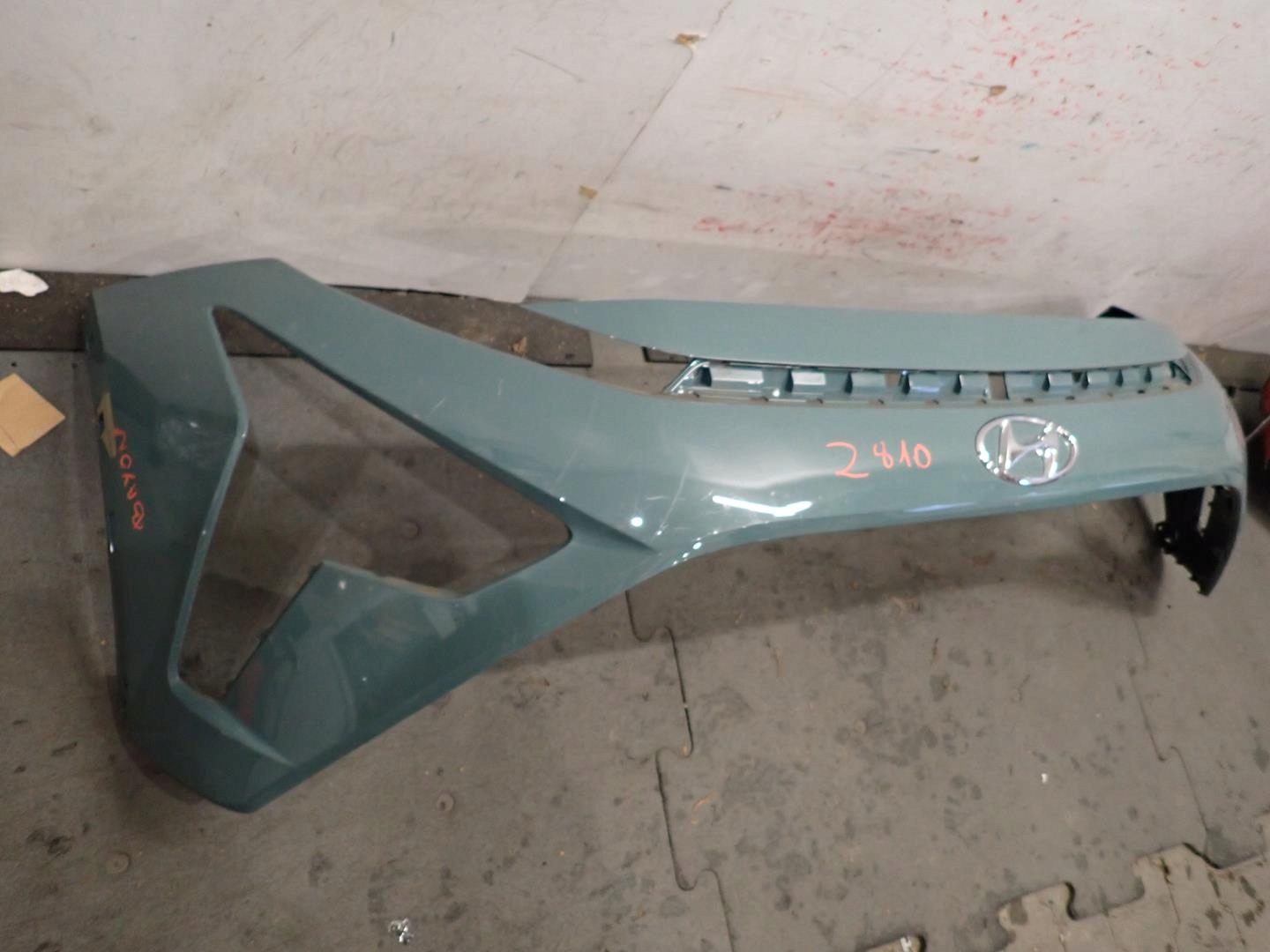 nárazník předek přední HYUNDAI BAYON 2021- 86511-Q0AA0