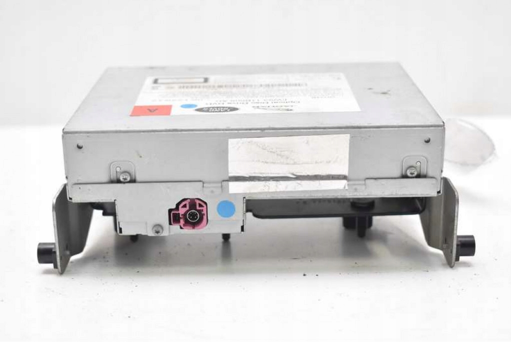 player navigation devices FW93-11B608-AD JAGUAR F-PACE X761 16-20