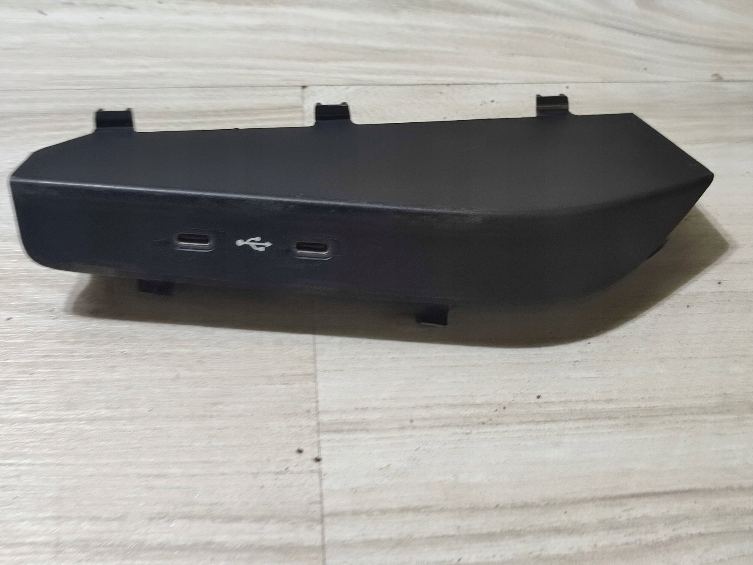 Skoda Scala 2020 adapter / Zlacze USB