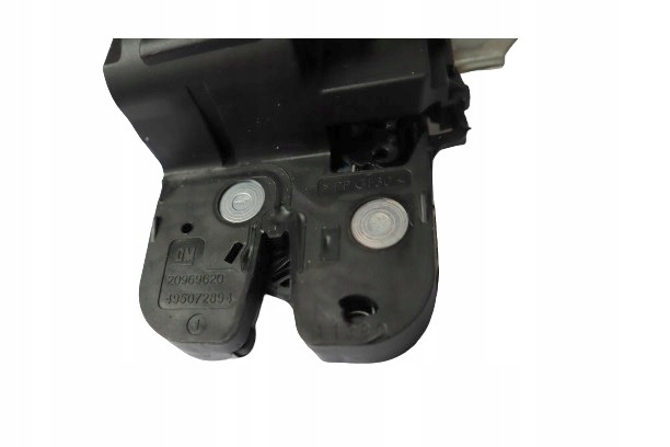 OPEL INSIGNIA ZAMEK KLAPY BAGAŻNIK TYŁ TYLNY OE Producent części Opel OE