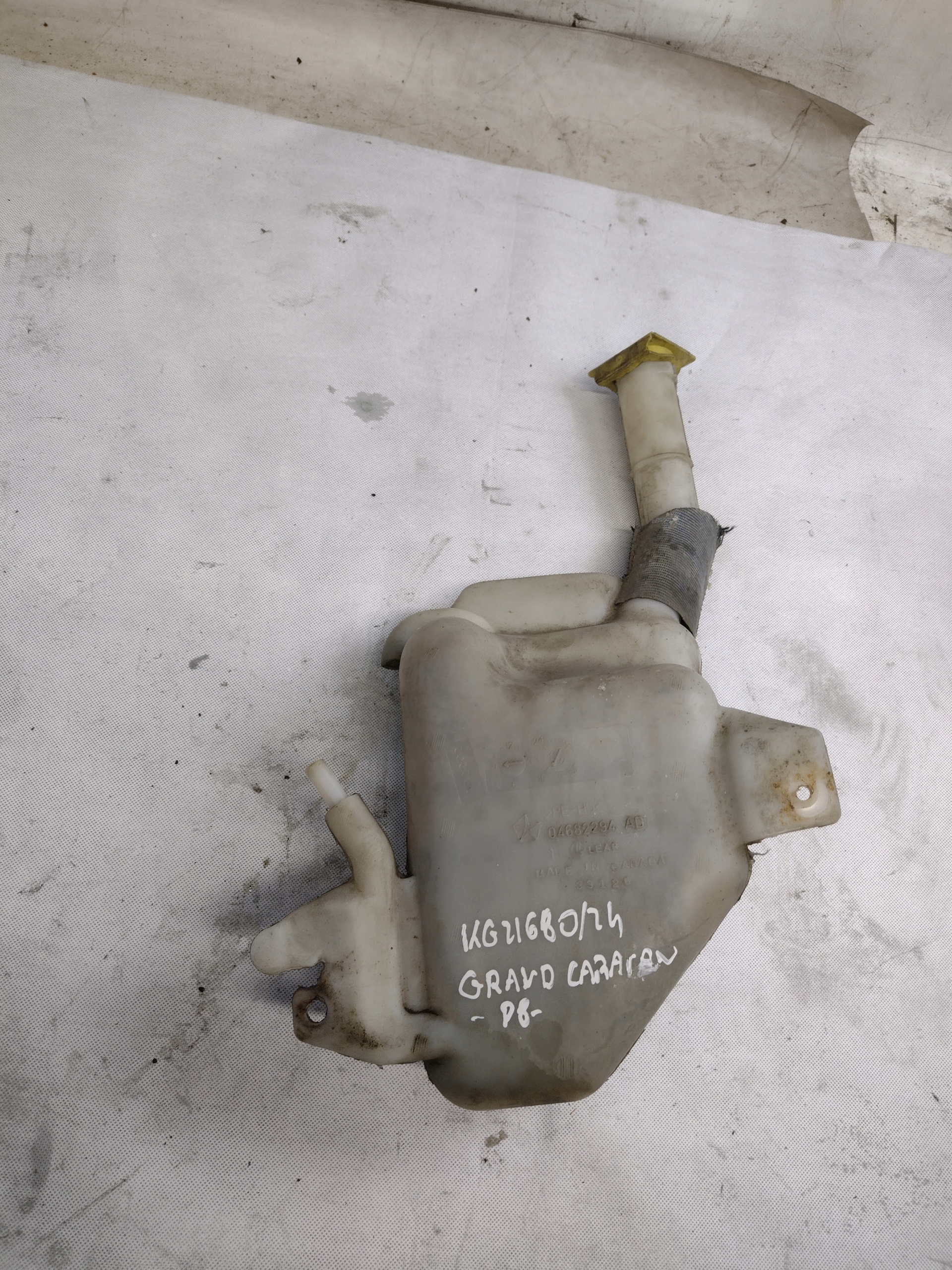Scheibenwaschbehälter Dodge Grand Caravan IV 4 3,3B V6 04682294AD