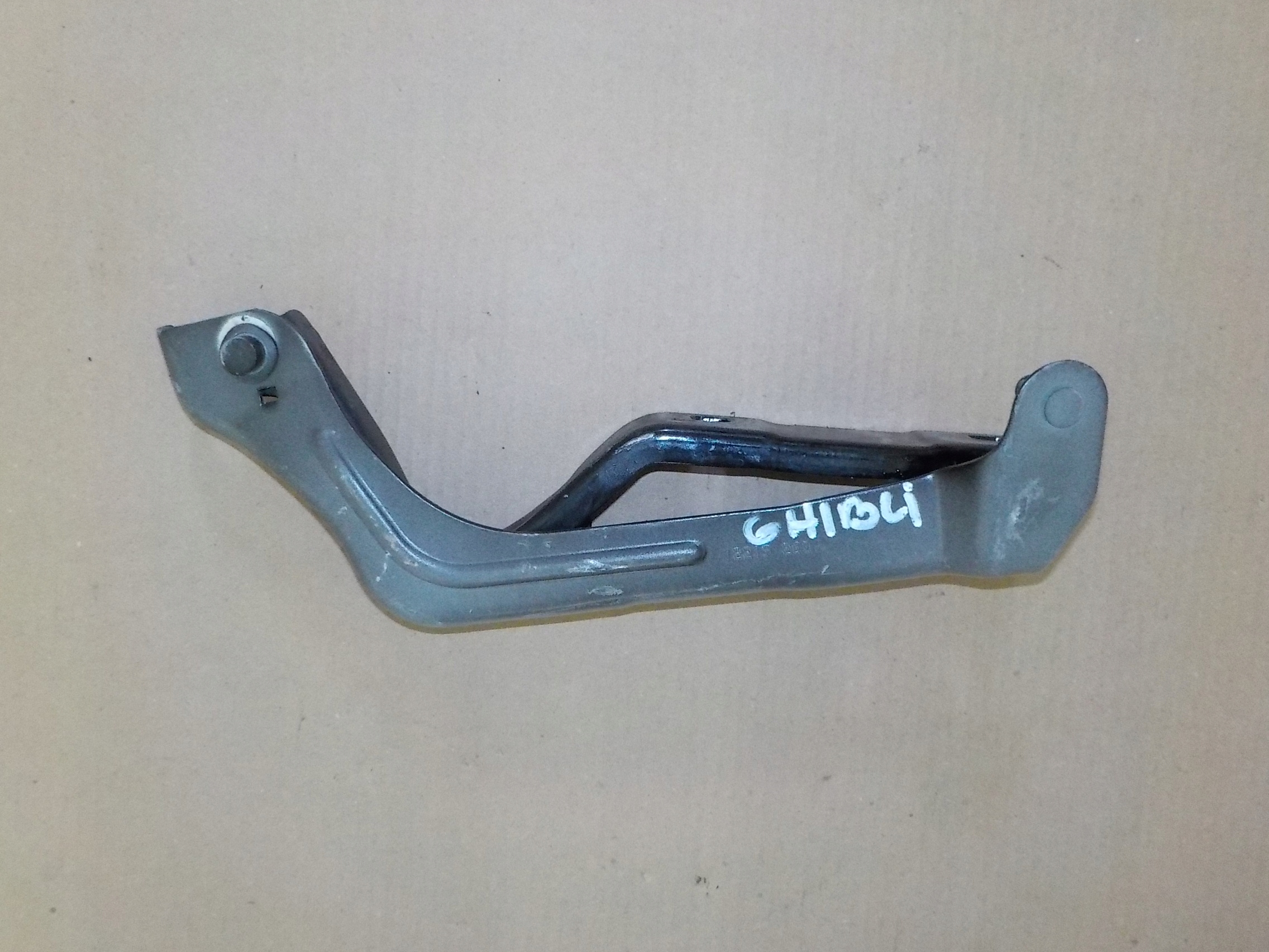 MASERATI GHIBLI ПРАВАЯ ПЕТЛЯ