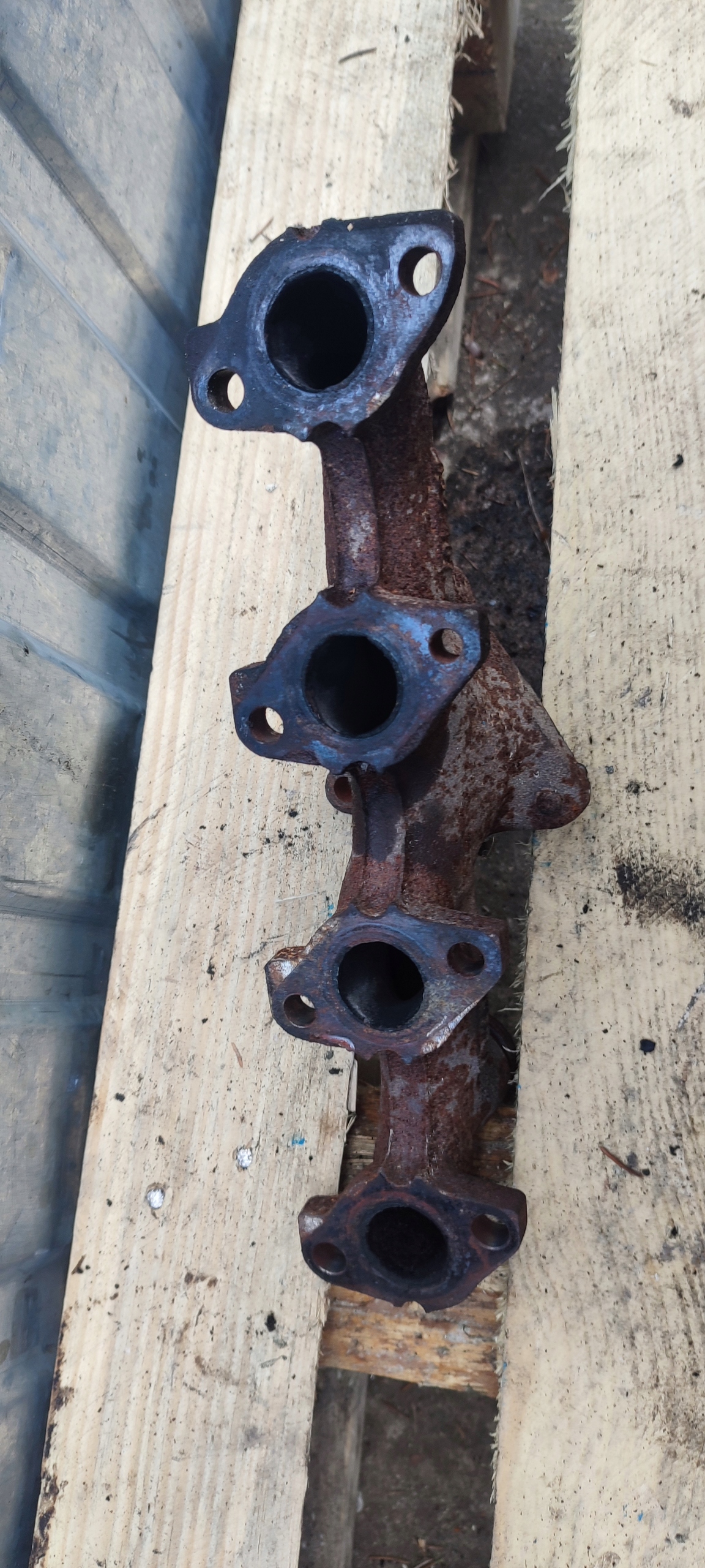 exhaust manifold renault kangoo and 1.5