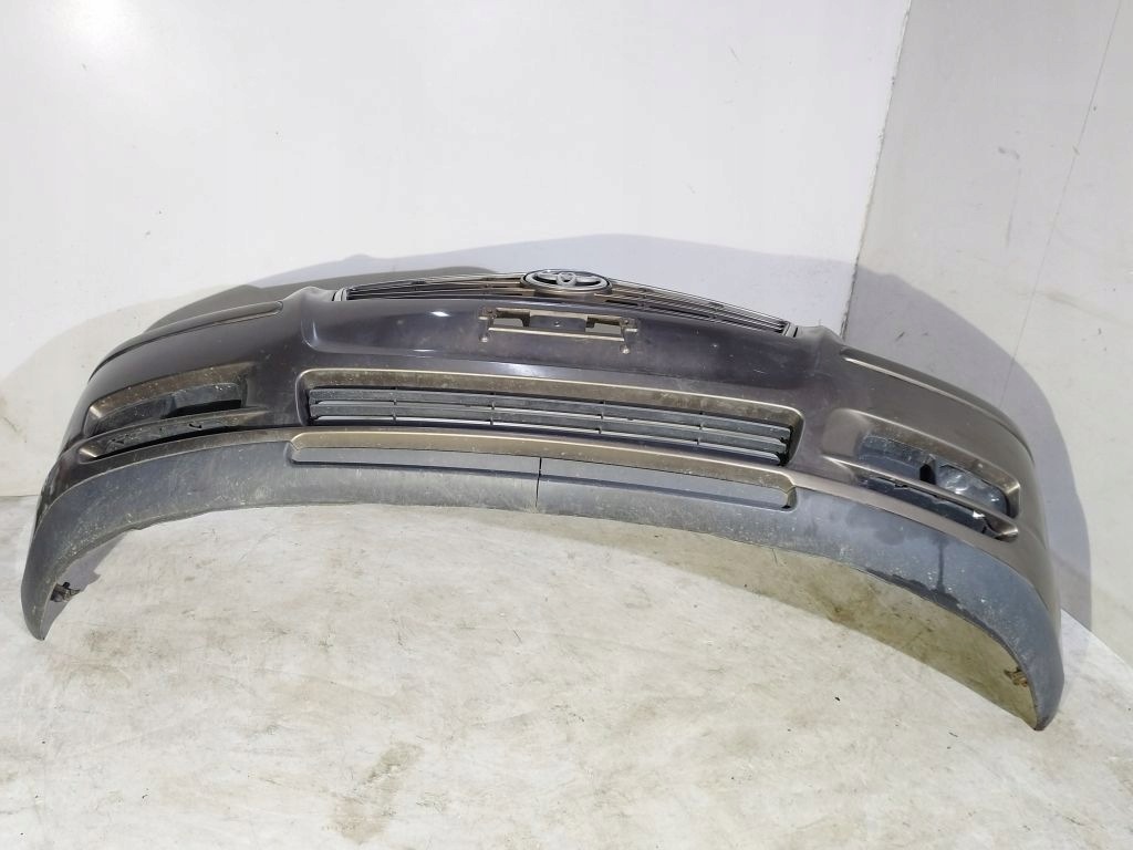 Toyota Avensis T25 II 2 bumper front front