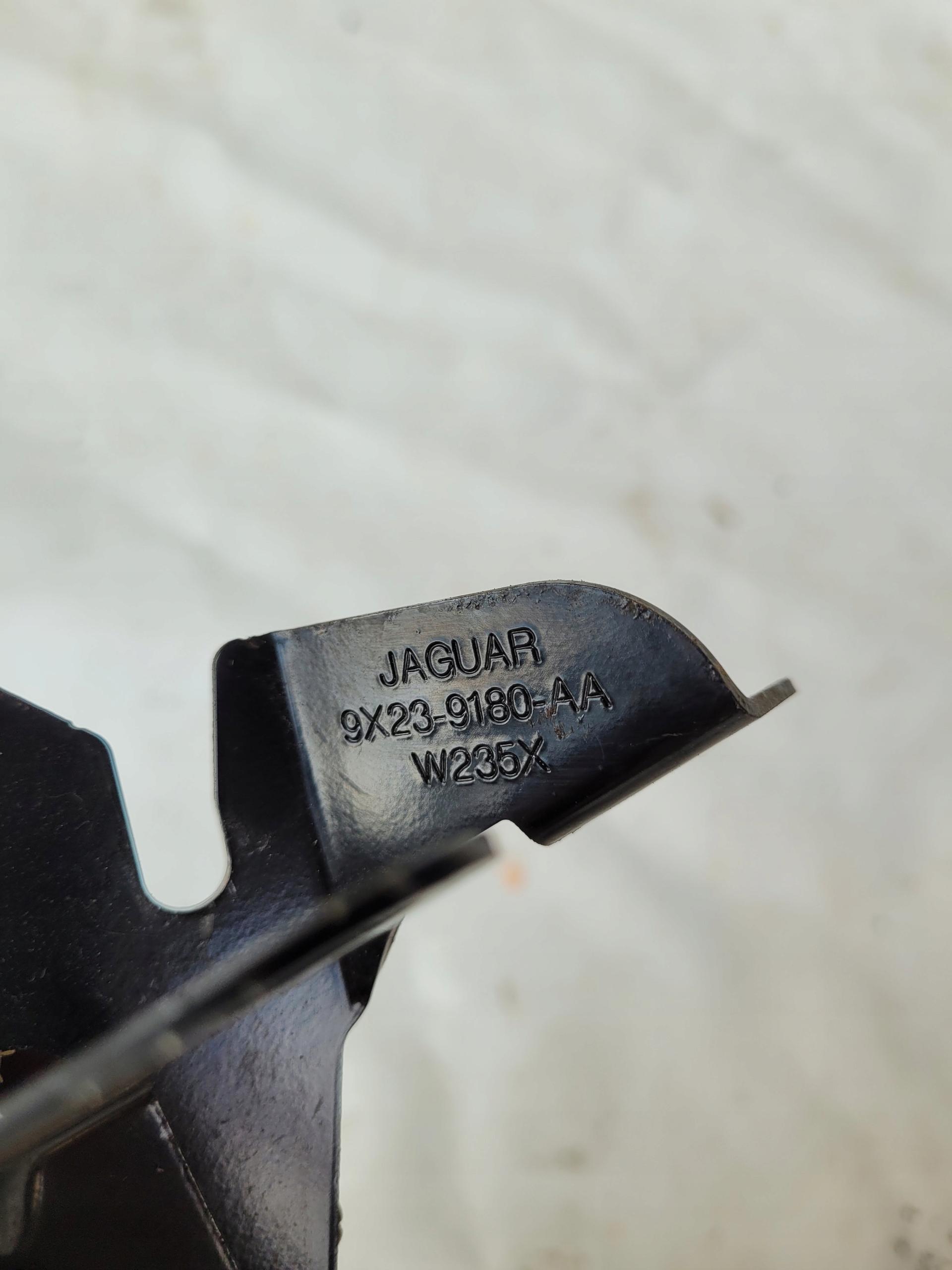 Halter filter des Kraftstoffsbehälters JAGUAR XF X250 3.0D