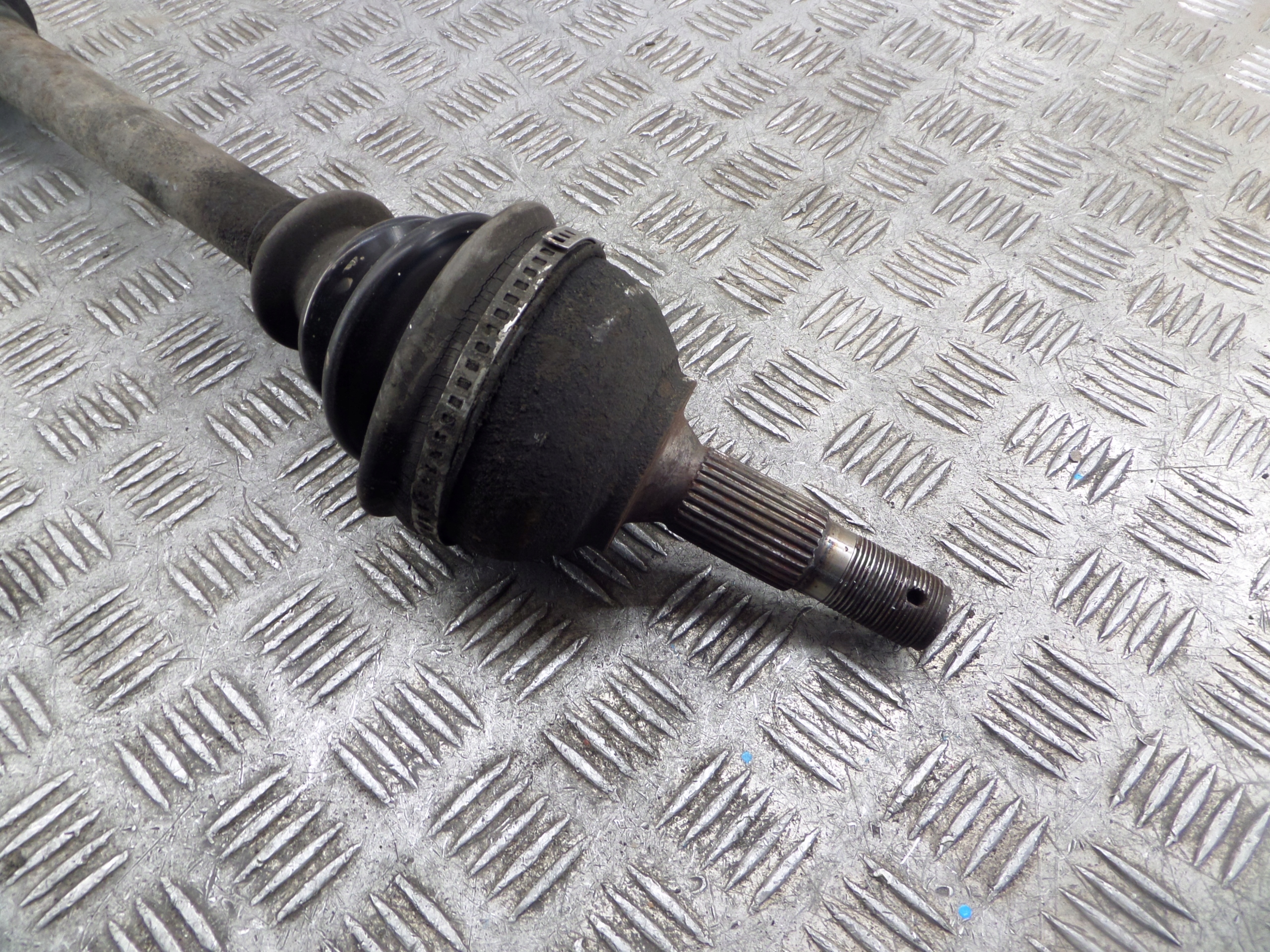 CITROEN DS5 semi-axis right long 2.0 HDI
